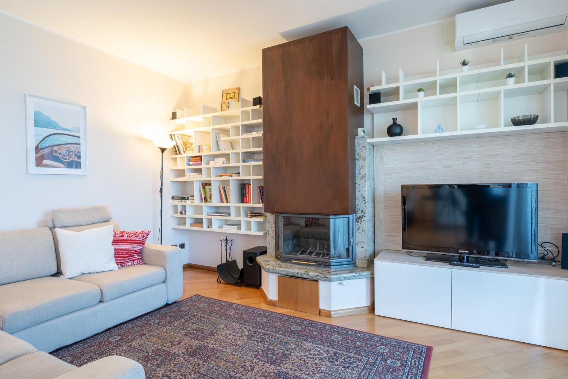 - In 5 Minutes From Lecco Center