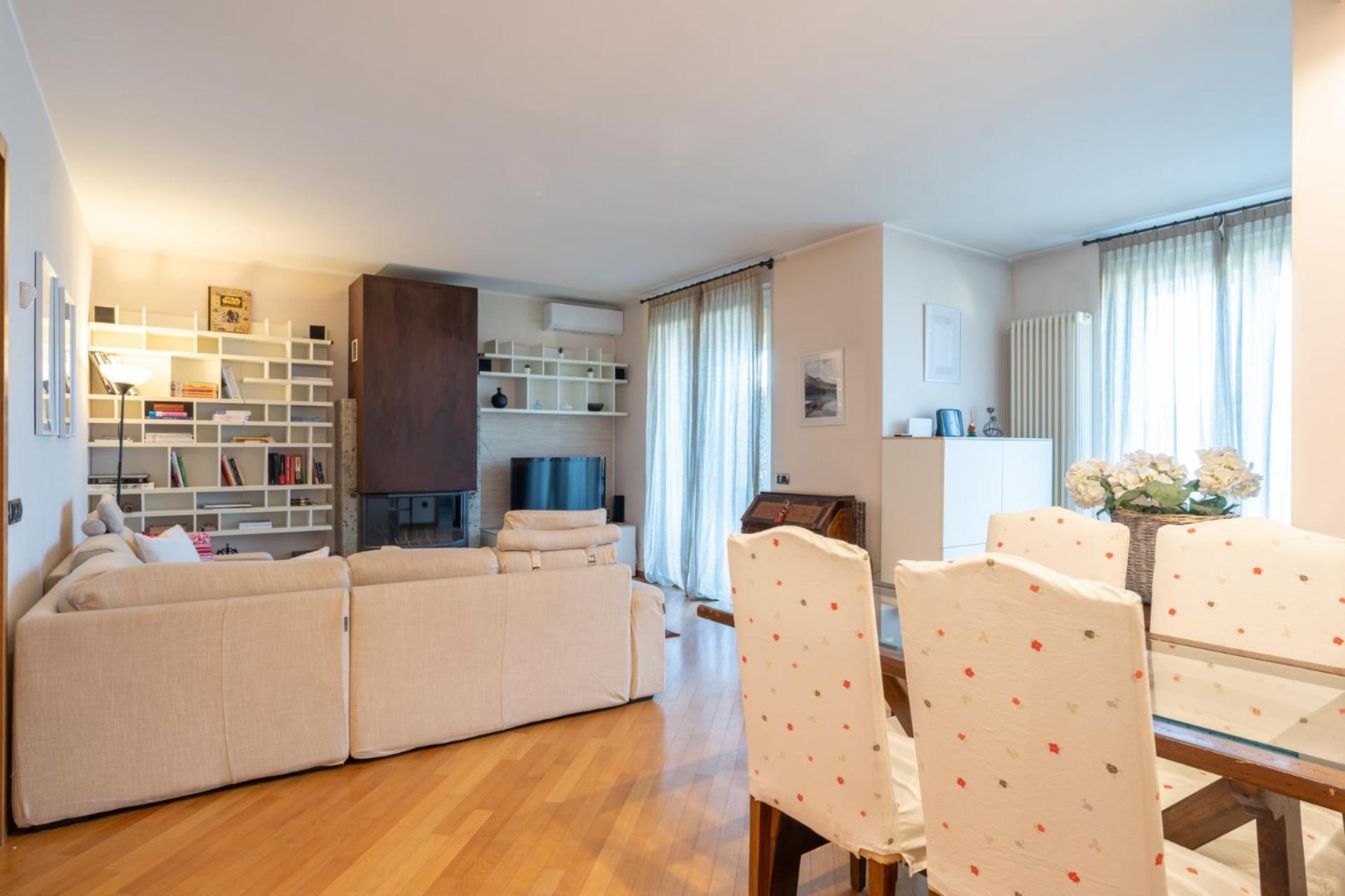 Apartment - In 5 Minutes From Lecco Center *