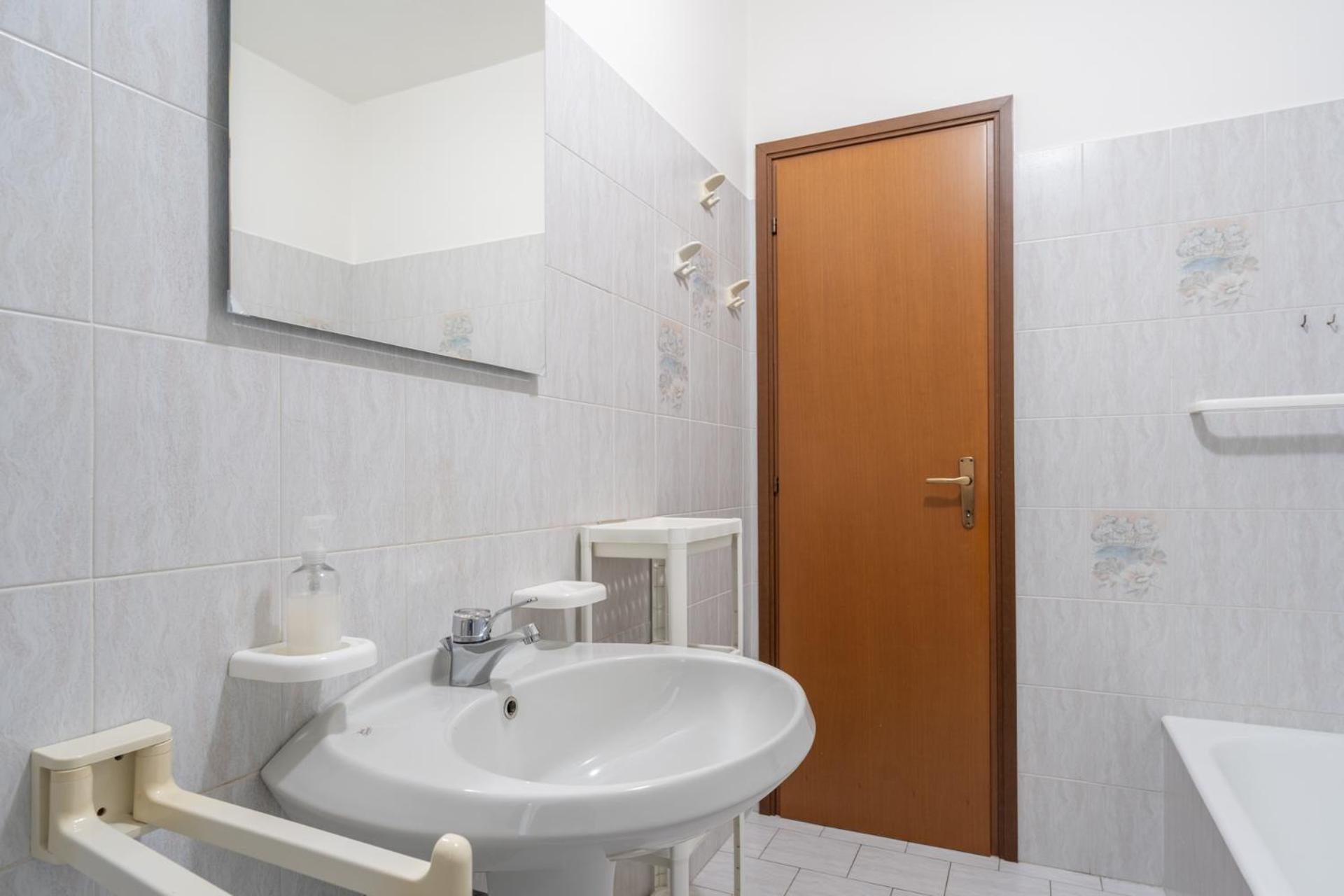 Incanto Apartment *
