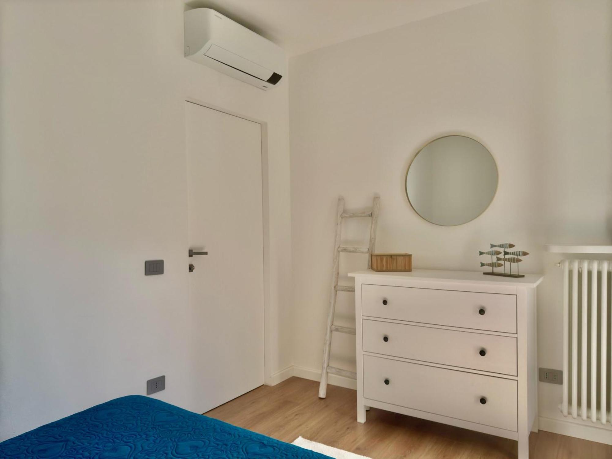 Apartment Elda With Garden And View Onno