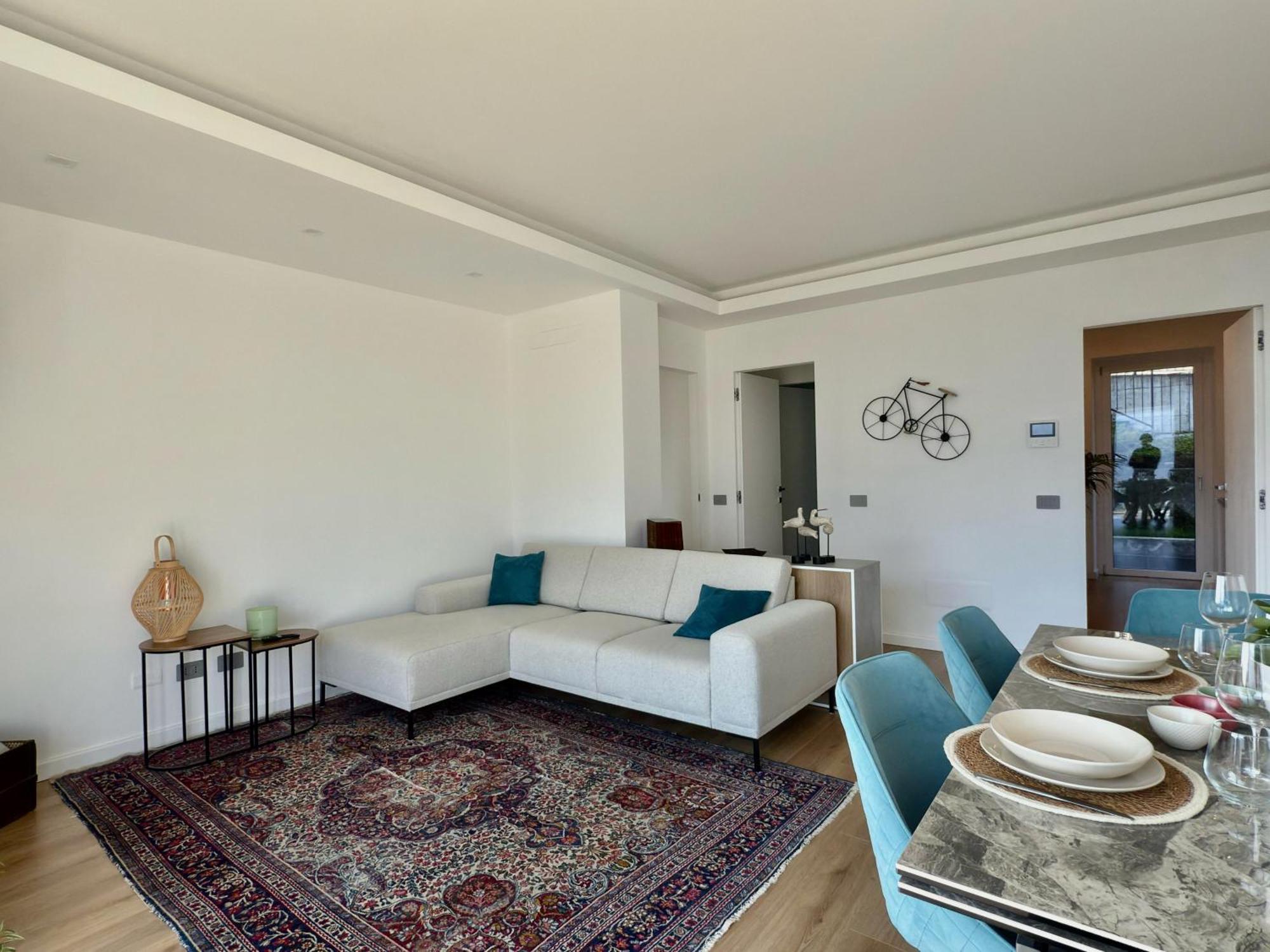 Apartment Elda With Garden And View Onno