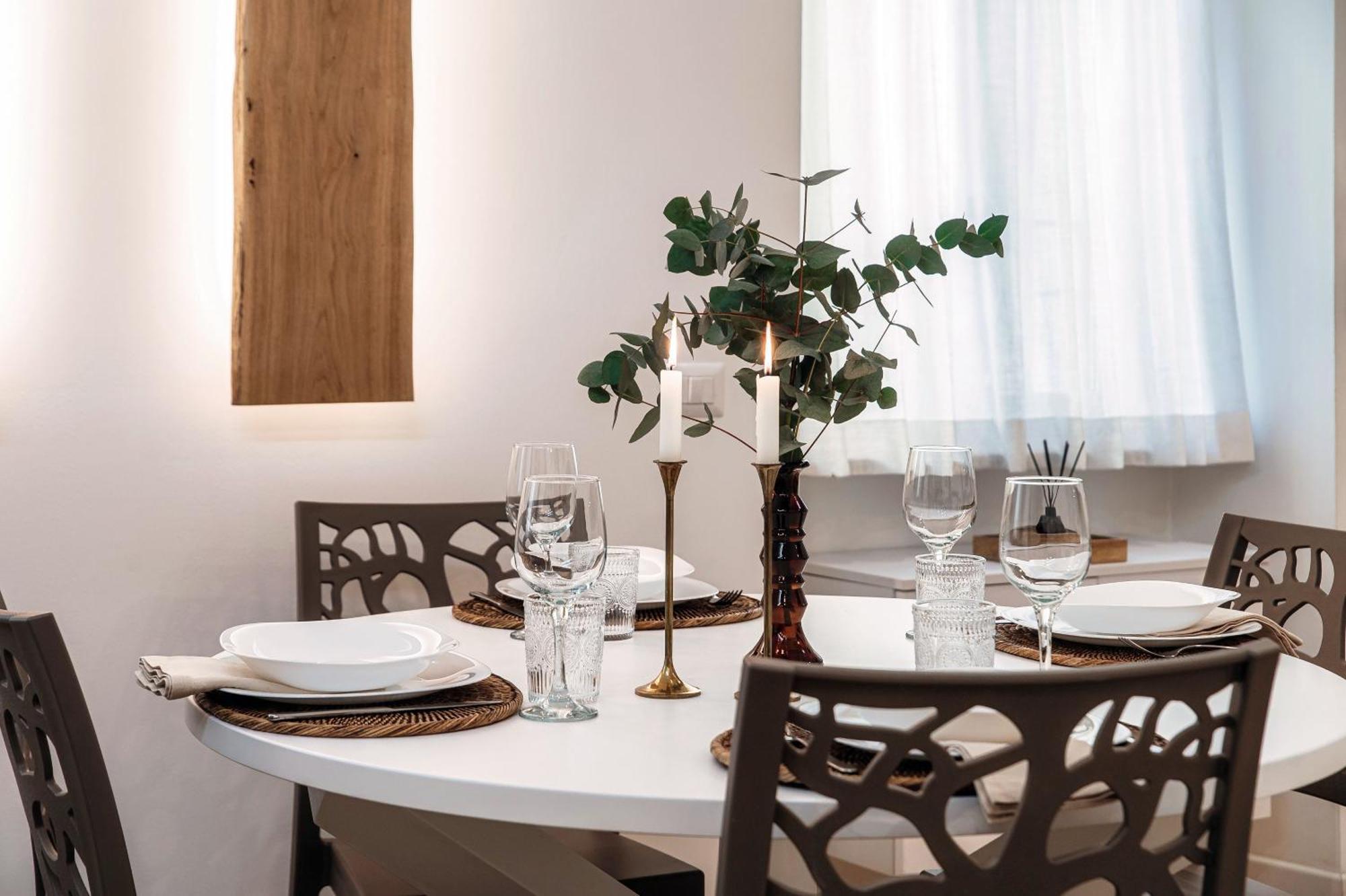 Apartment Rafael - By Myhomeincomo Como