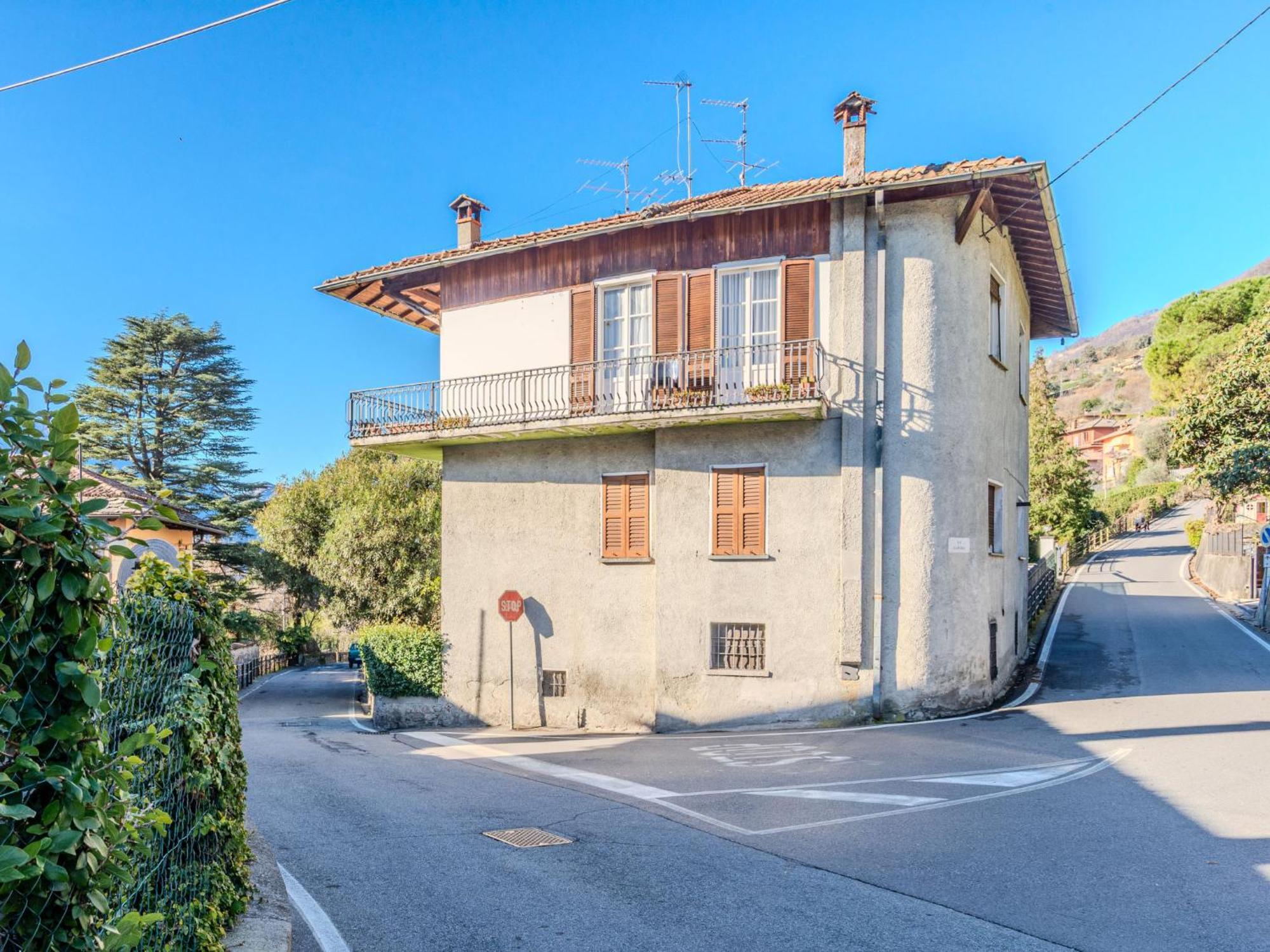 Emma By Interhome Apartment Mezzegra