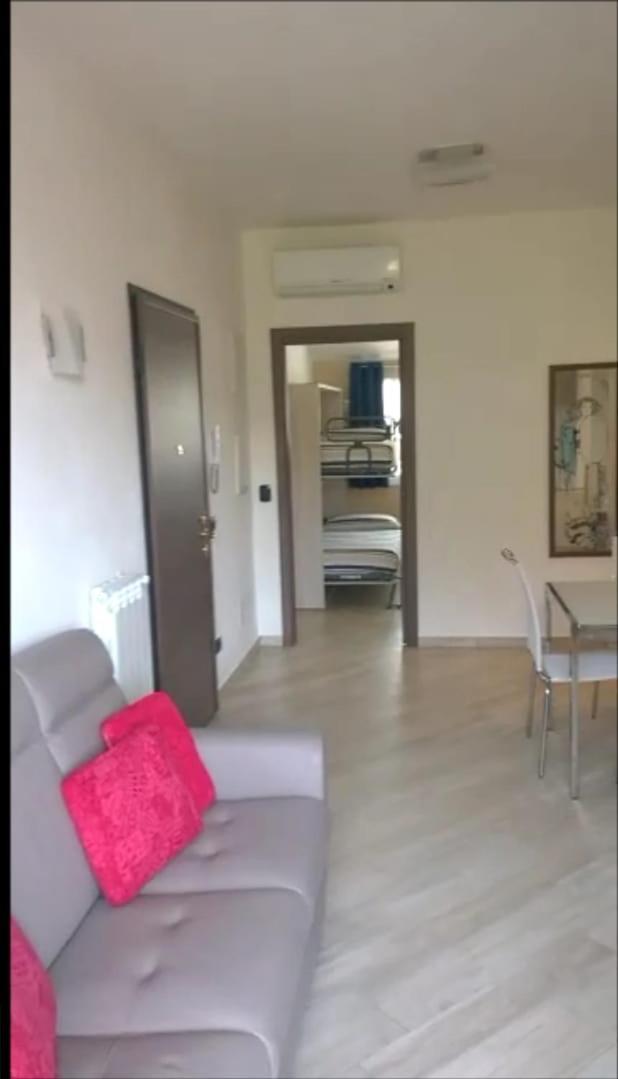 Karina E Rory Apartment