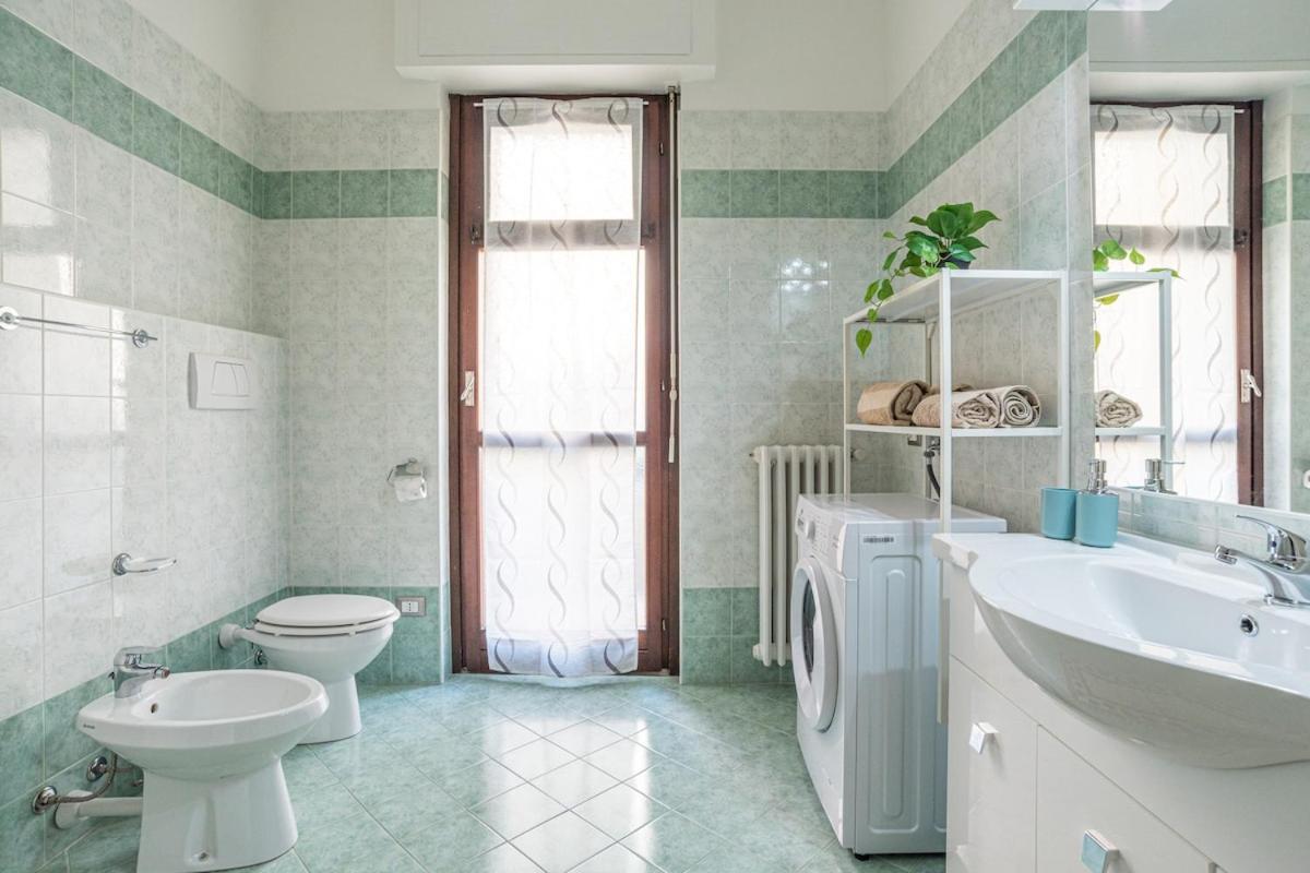 Apartment Teo S House Private Parking And View Carate Urio