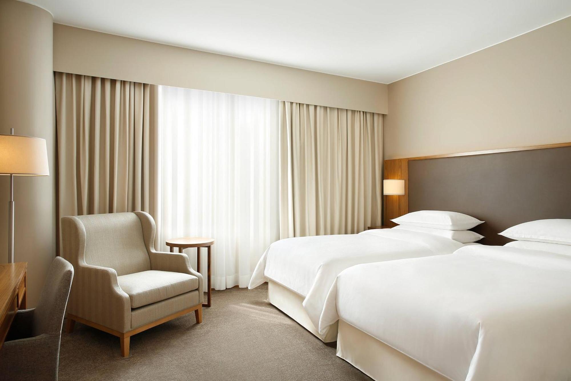 Hotel Sheraton 4*