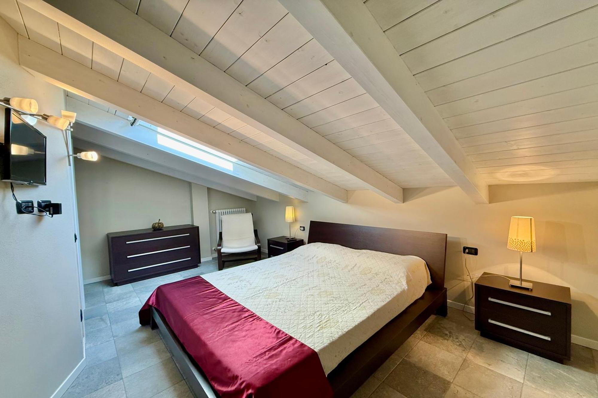 Mansarda Di Pianello Apartment