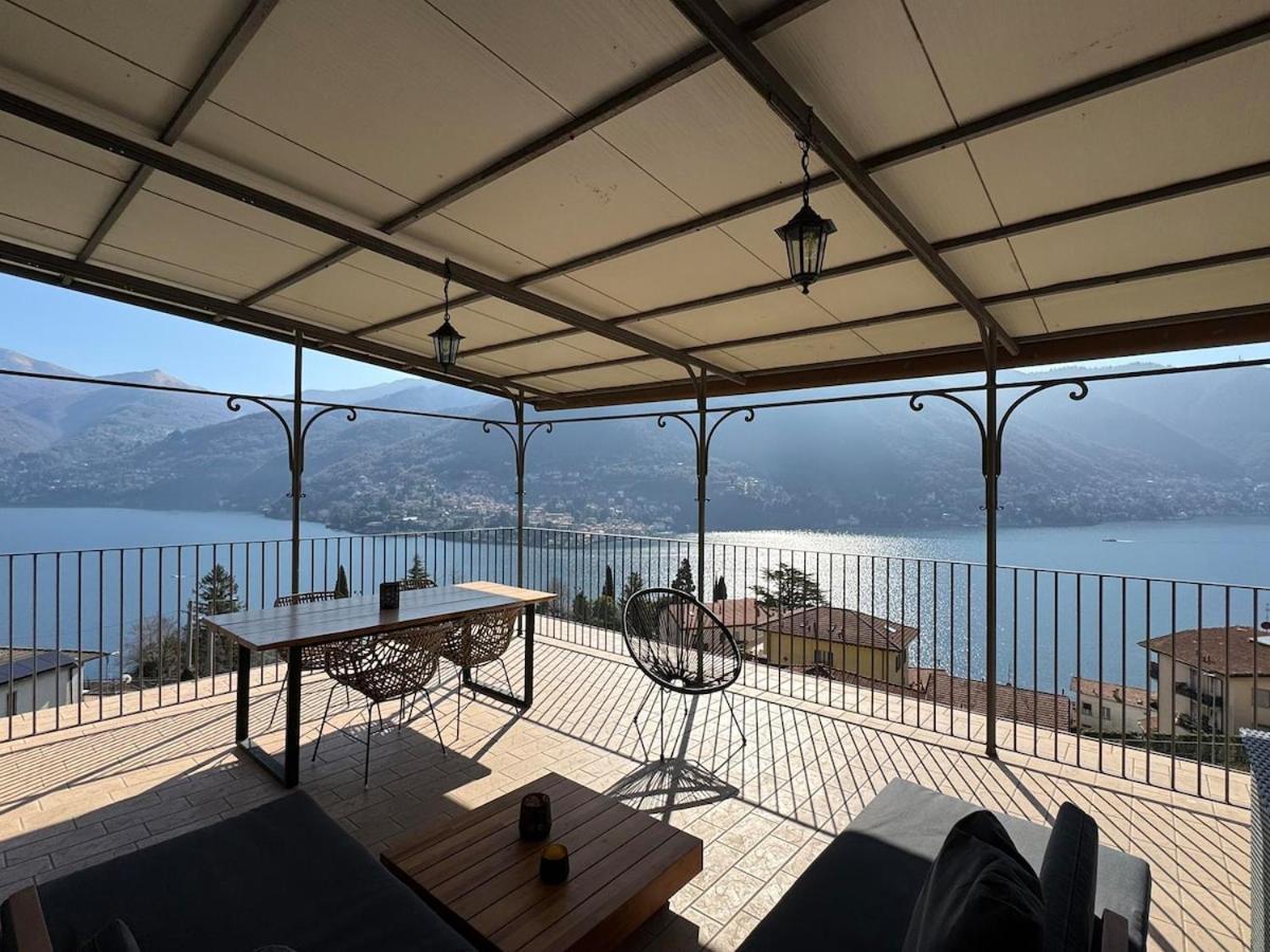 Apartment Alberto's Terrace Moltrasio