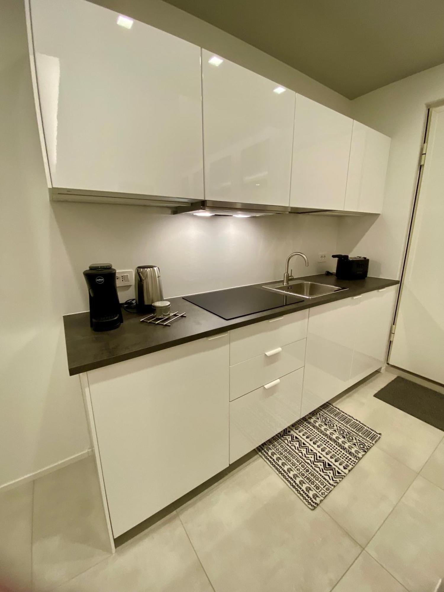 Apartment New Residenza Le Essenze - I 7 Laghi *