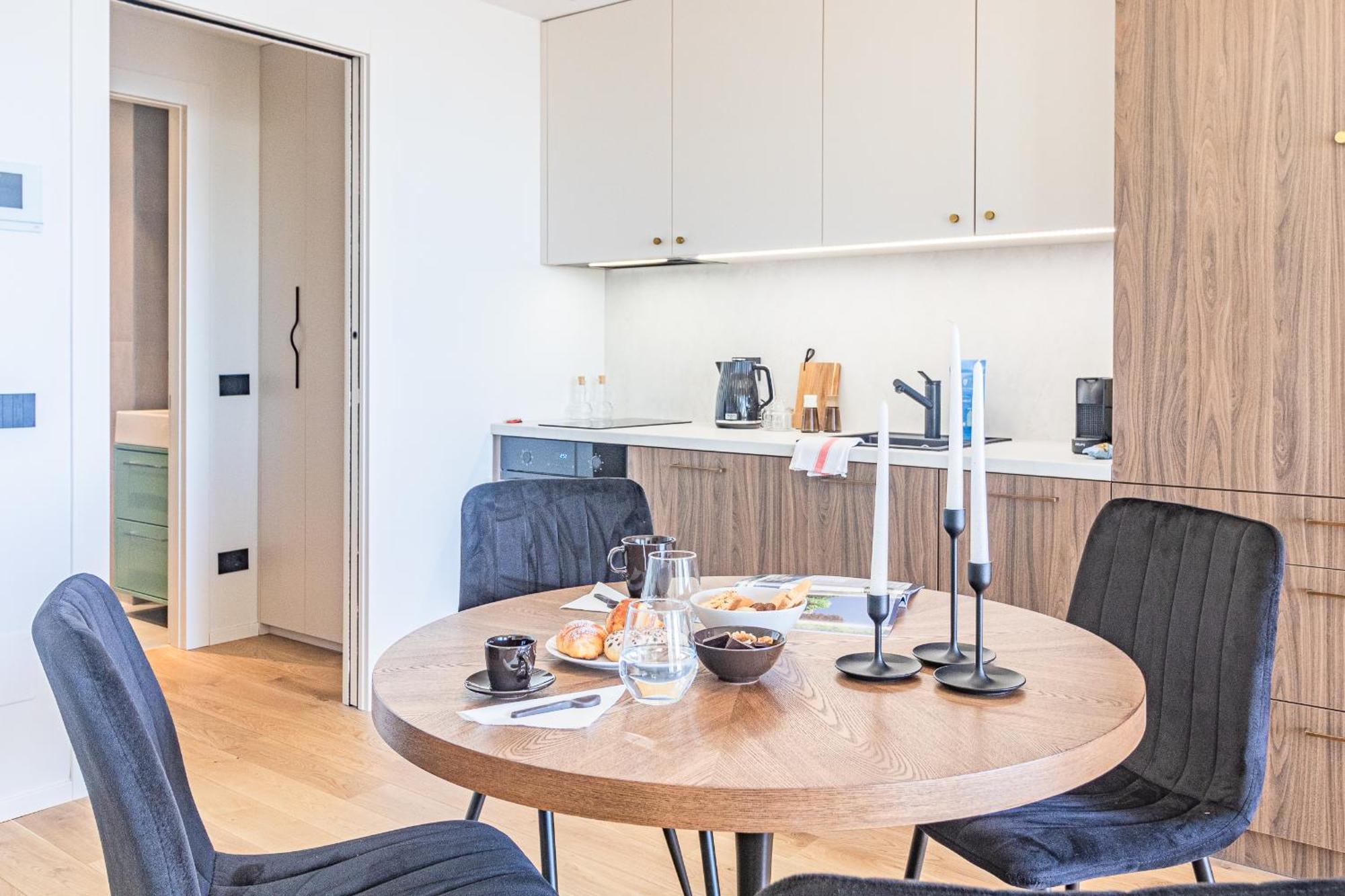 Apartment Aurora By Rent Como