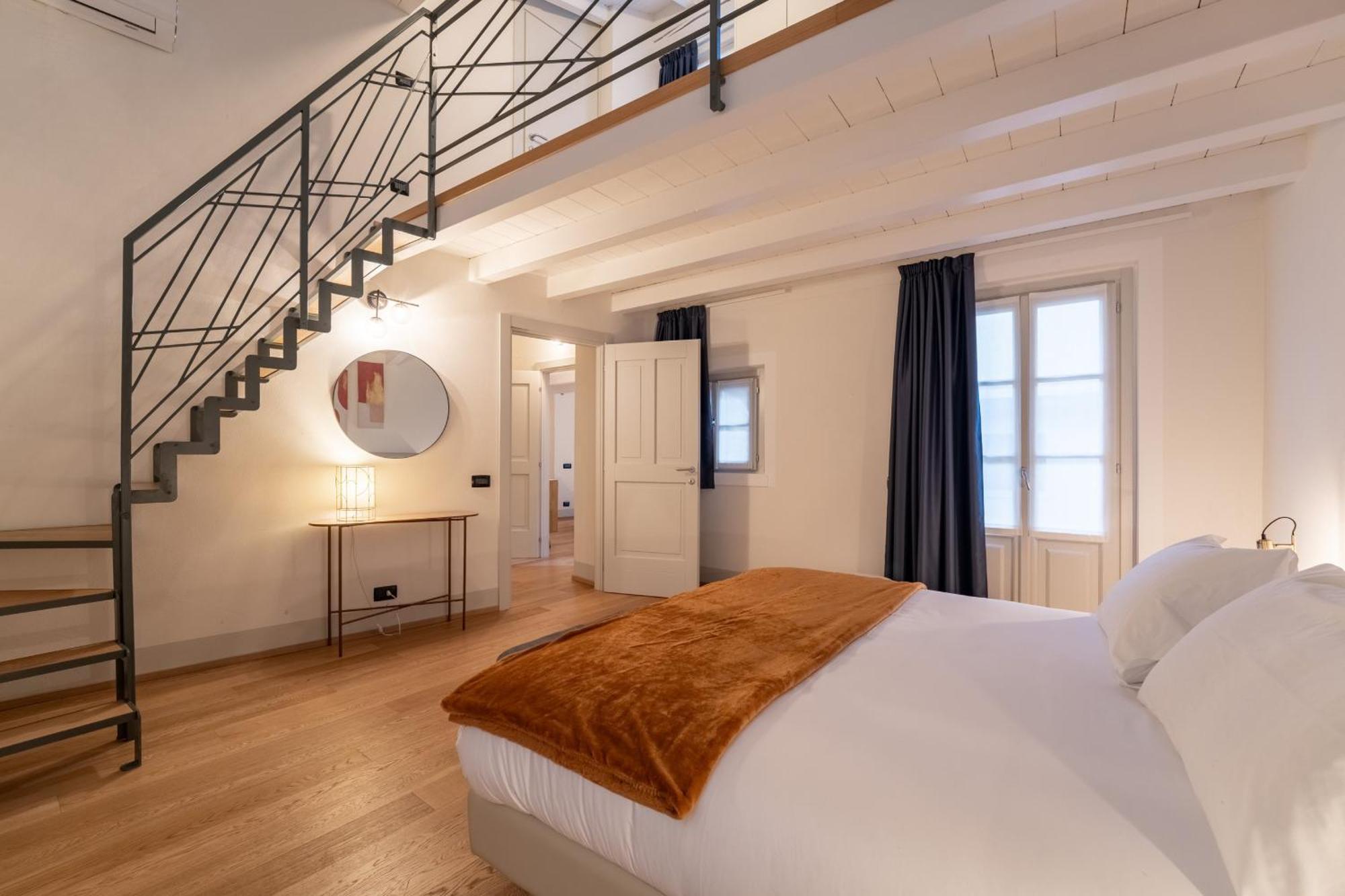 Apartment Palazzo Odescalchi By Wonderful Italy Como