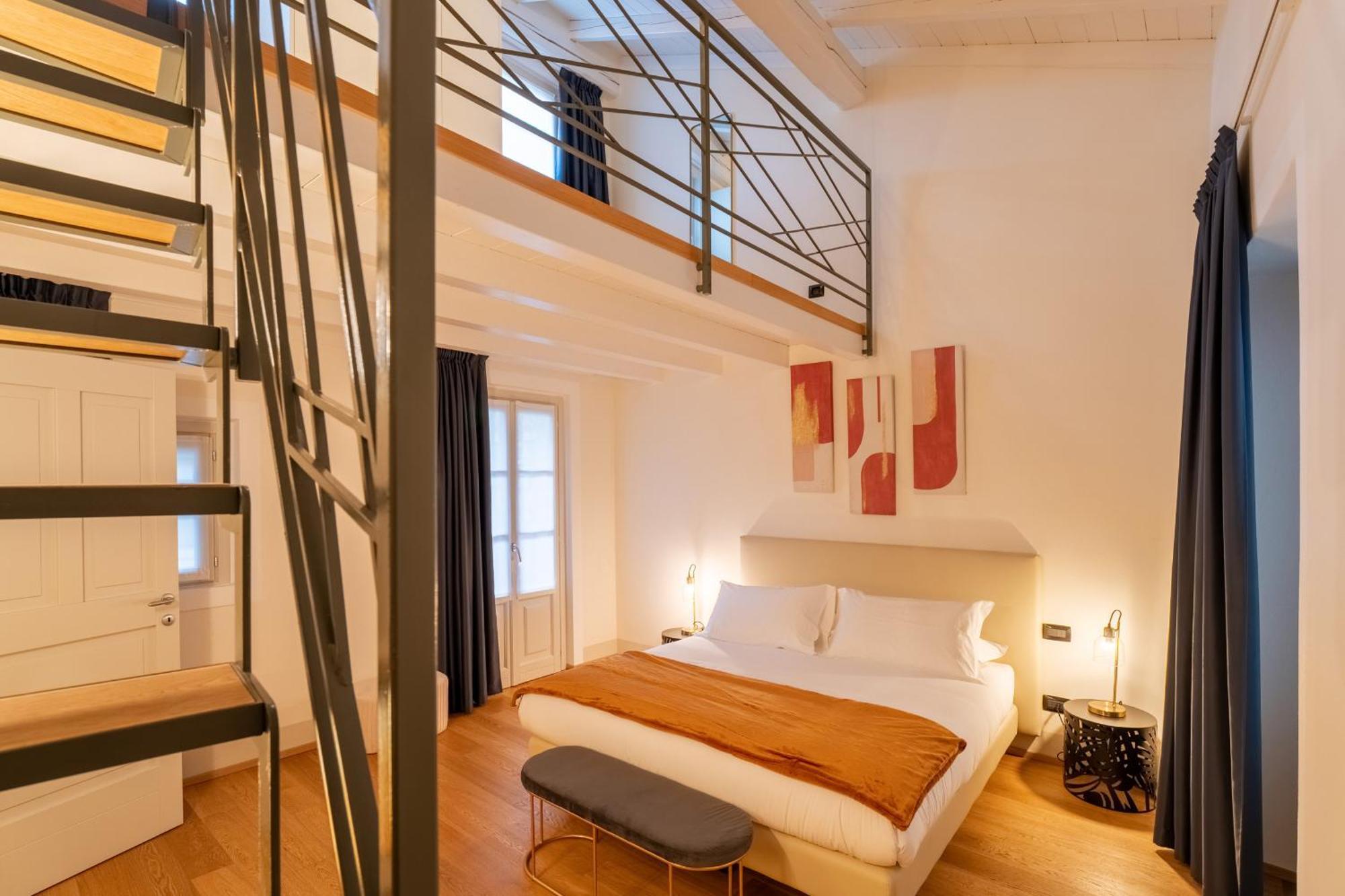 Palazzo Odescalchi By Wonderful Italy Como