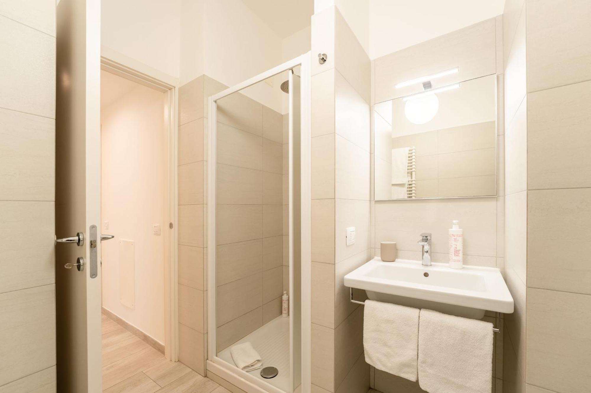 Apartment Mugiasca Modern By Wonderful Italy