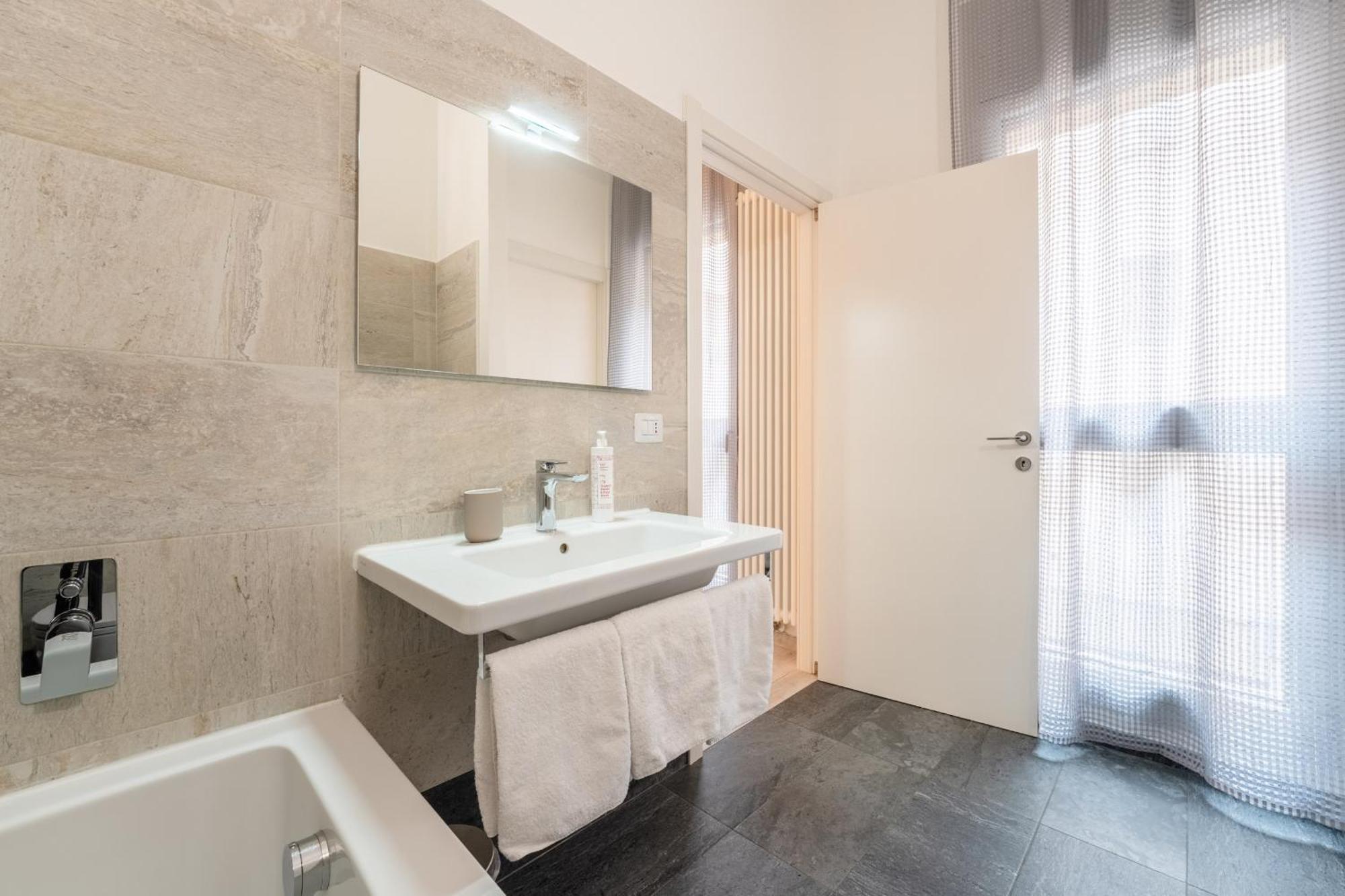 Apartment Mugiasca Modern By Wonderful Italy