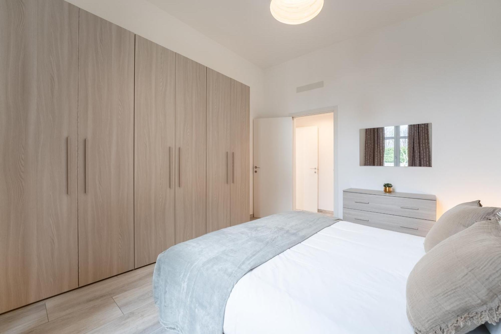 Apartment Mugiasca Modern By Wonderful Italy Como