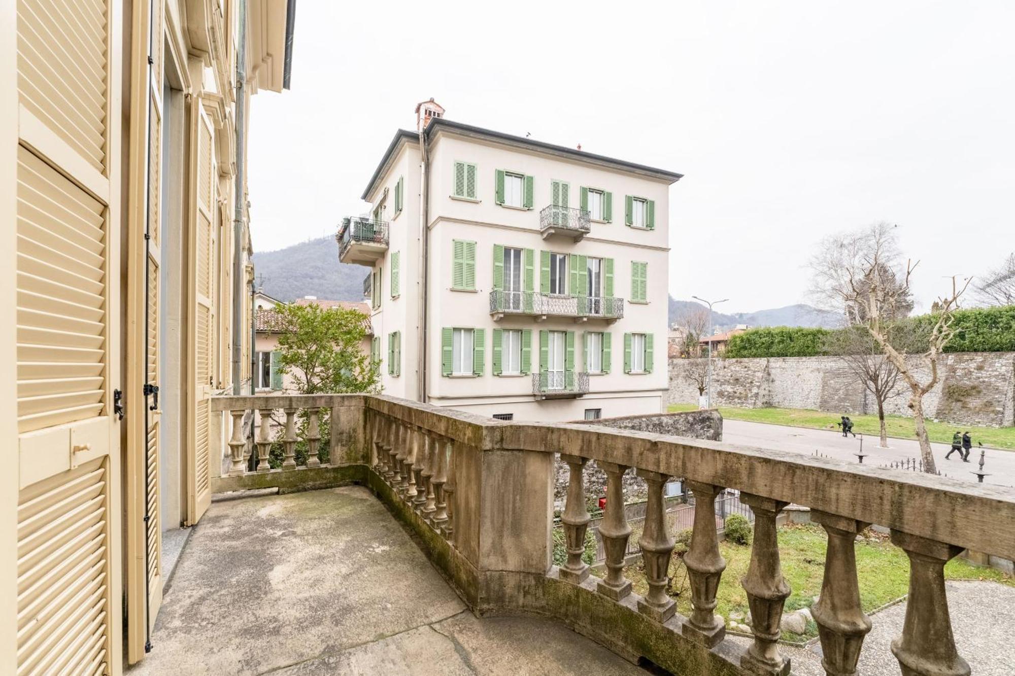 Apartment Mugiasca Modern By Wonderful Italy *