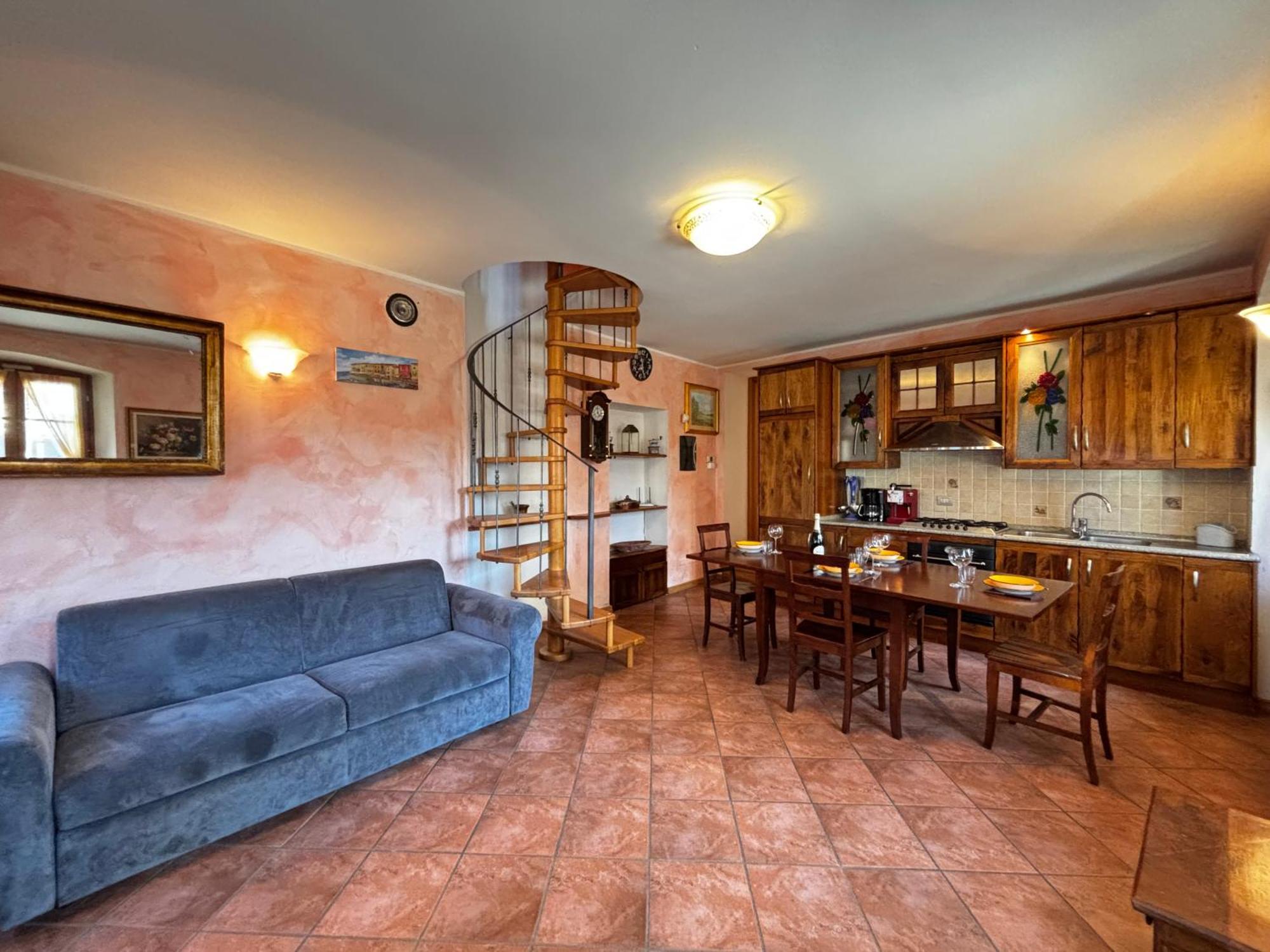 Apartment Garden's - Larihome A79 *