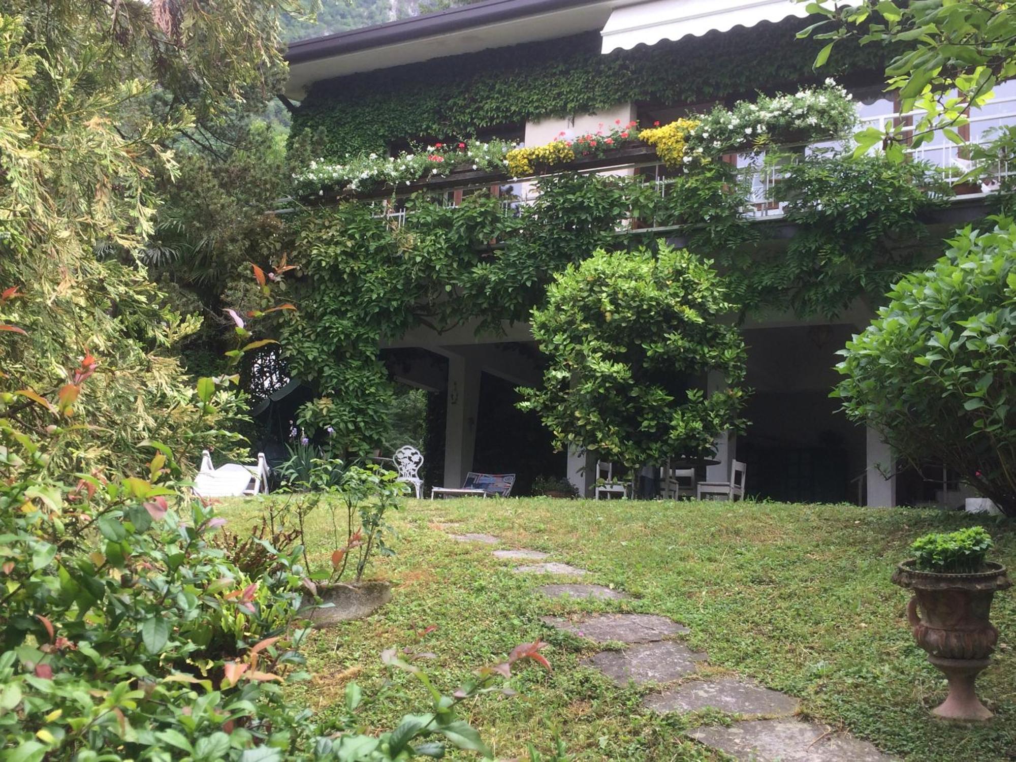 Bed & Breakfast Le Ortensie -lago Di Como Lierna