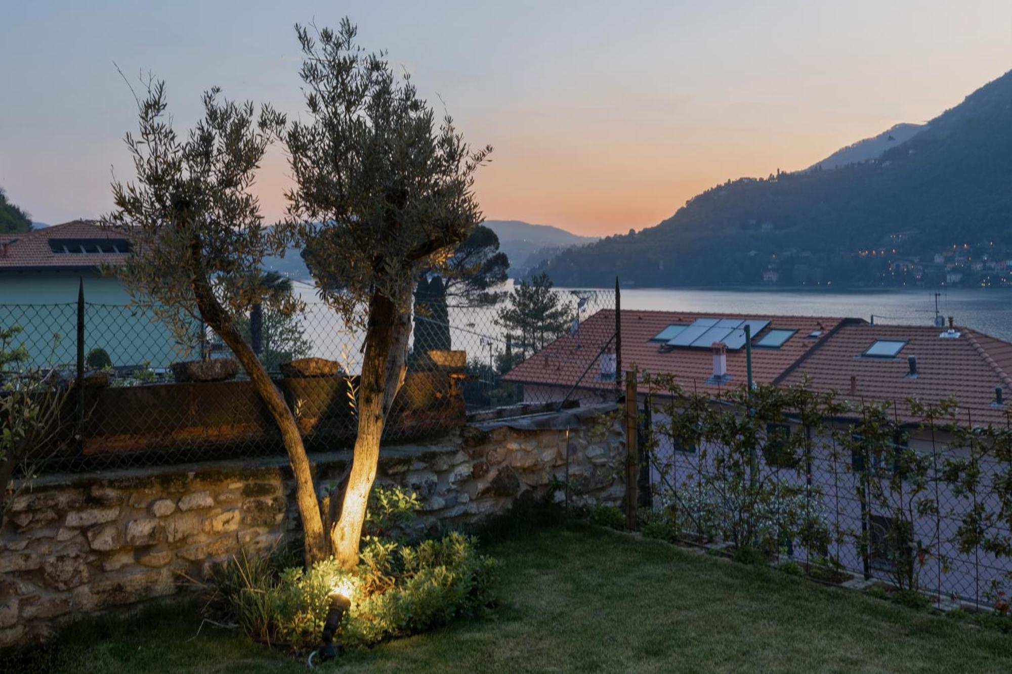 Villa Lumina House - Private Garden & View