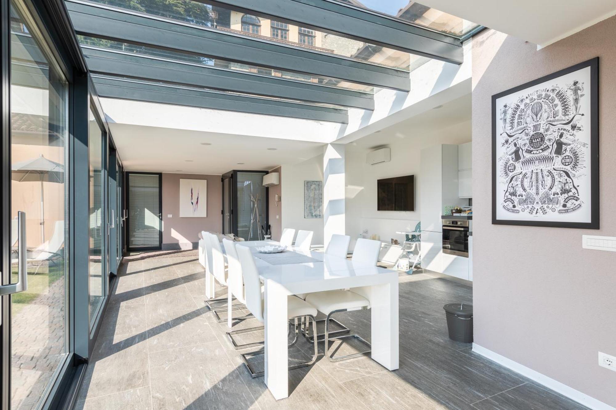Lumina House - Private Garden & View *