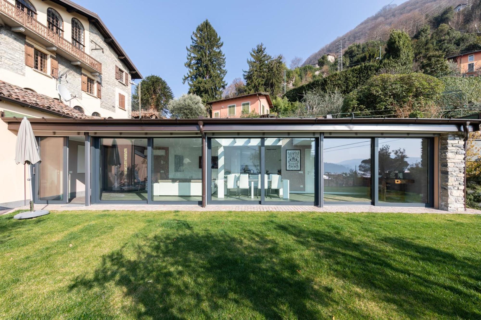 Villa Lumina House - Private Garden & View *