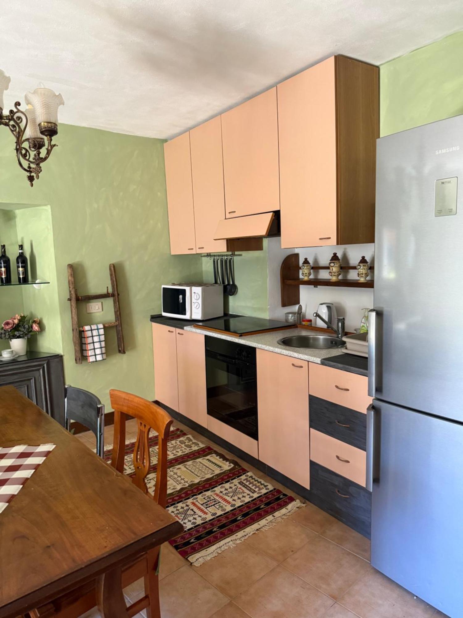 Apartment Casa Del Borgo: Immerso Nel A/c Bellano