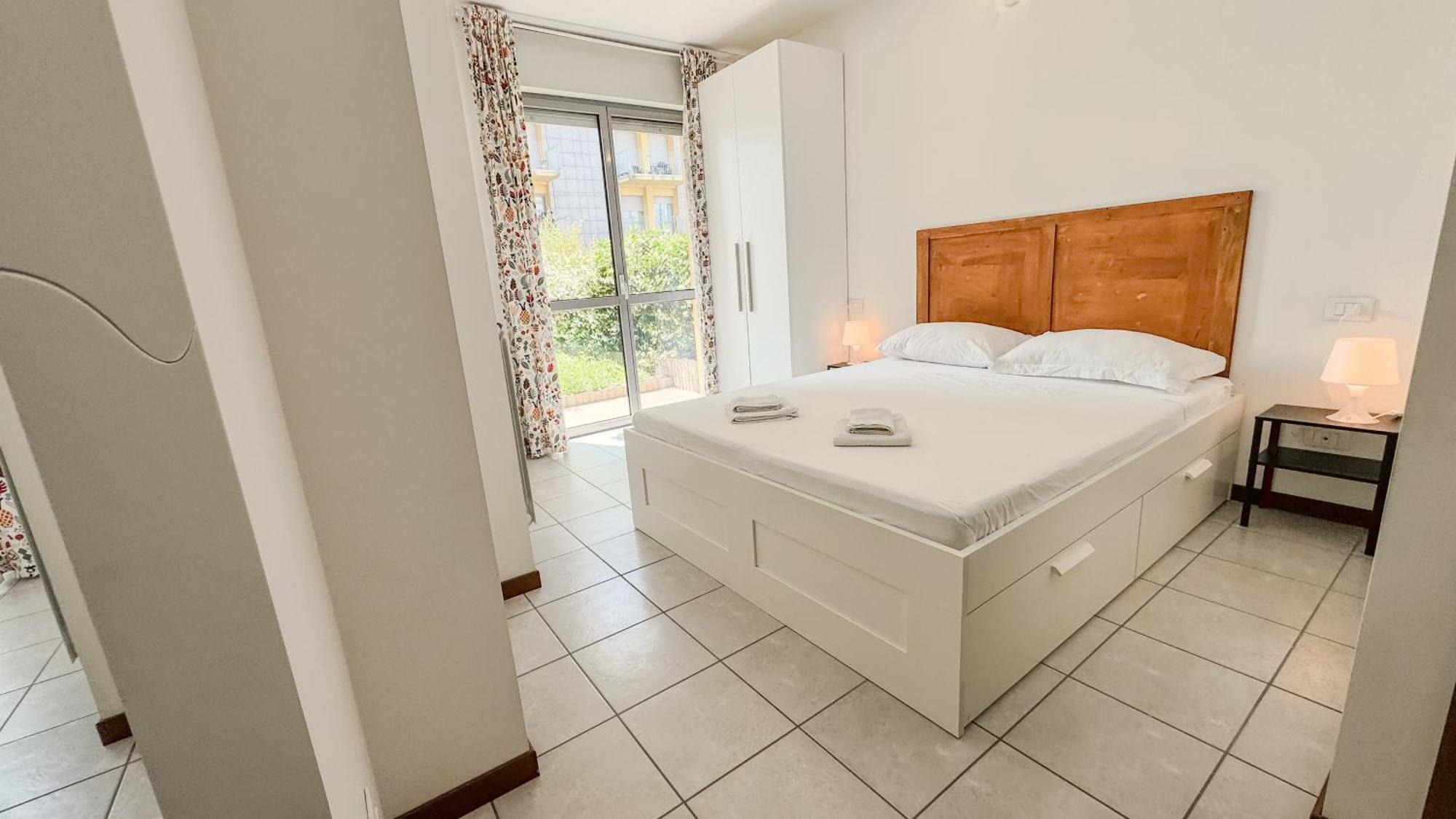 Apartment Two-room With Garden And Parking *