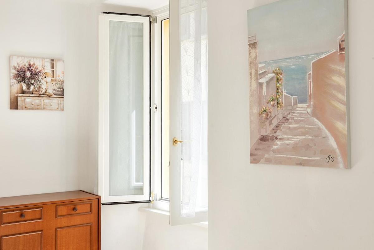 2 Bedroom On The Apartment Como
