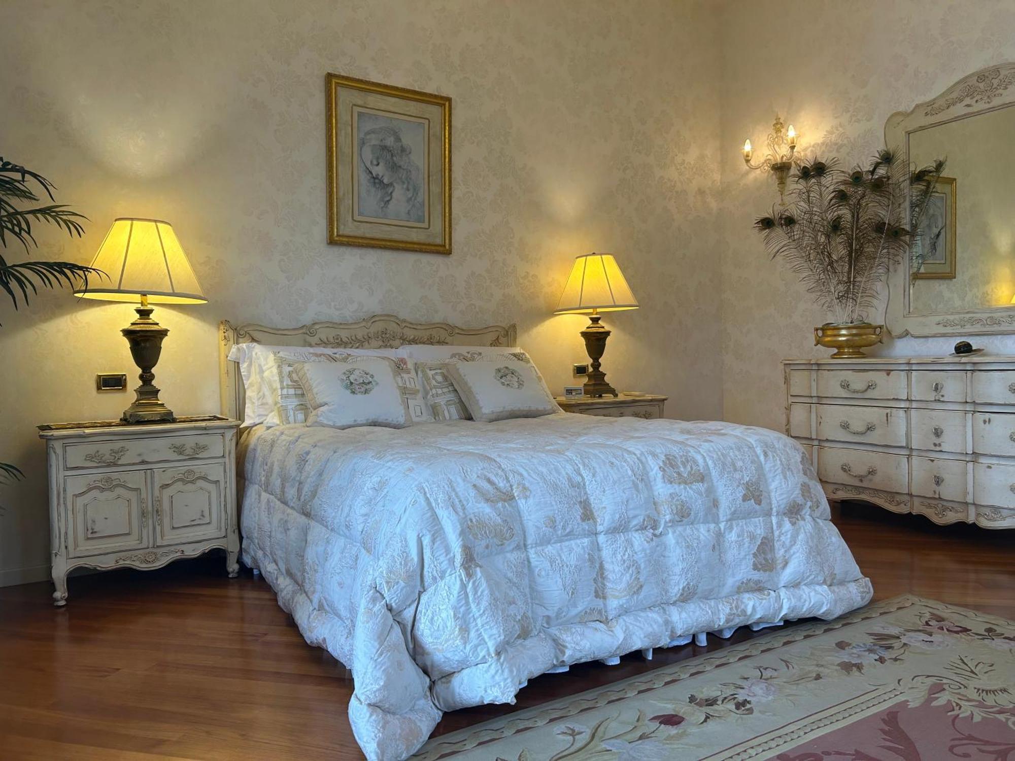 Castiglioni Luxury Villa *