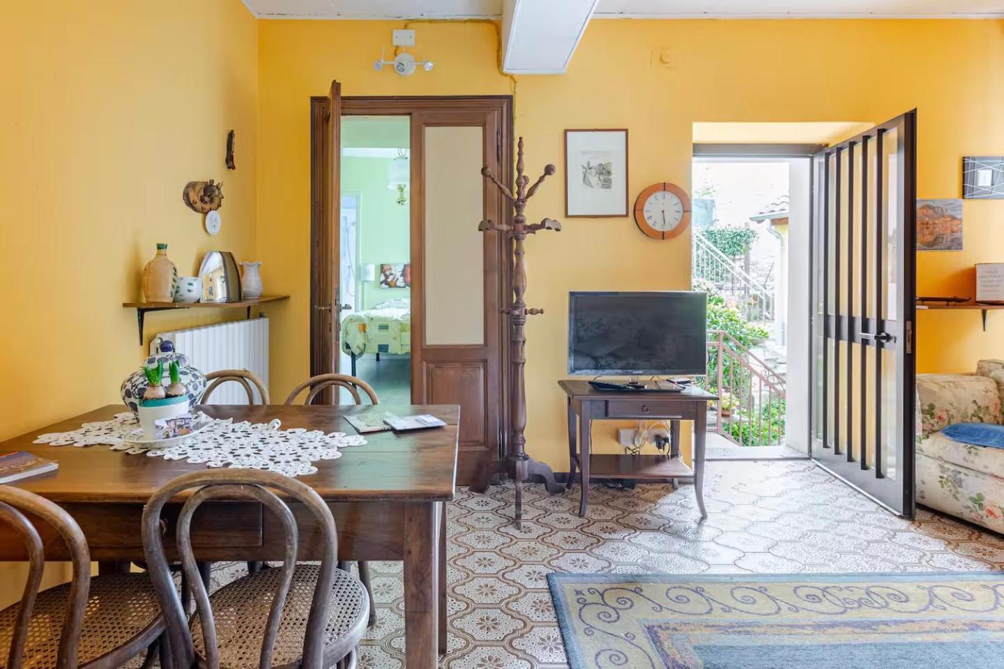 La Corte Della Carla - Cozy In The Old Court Lierna
