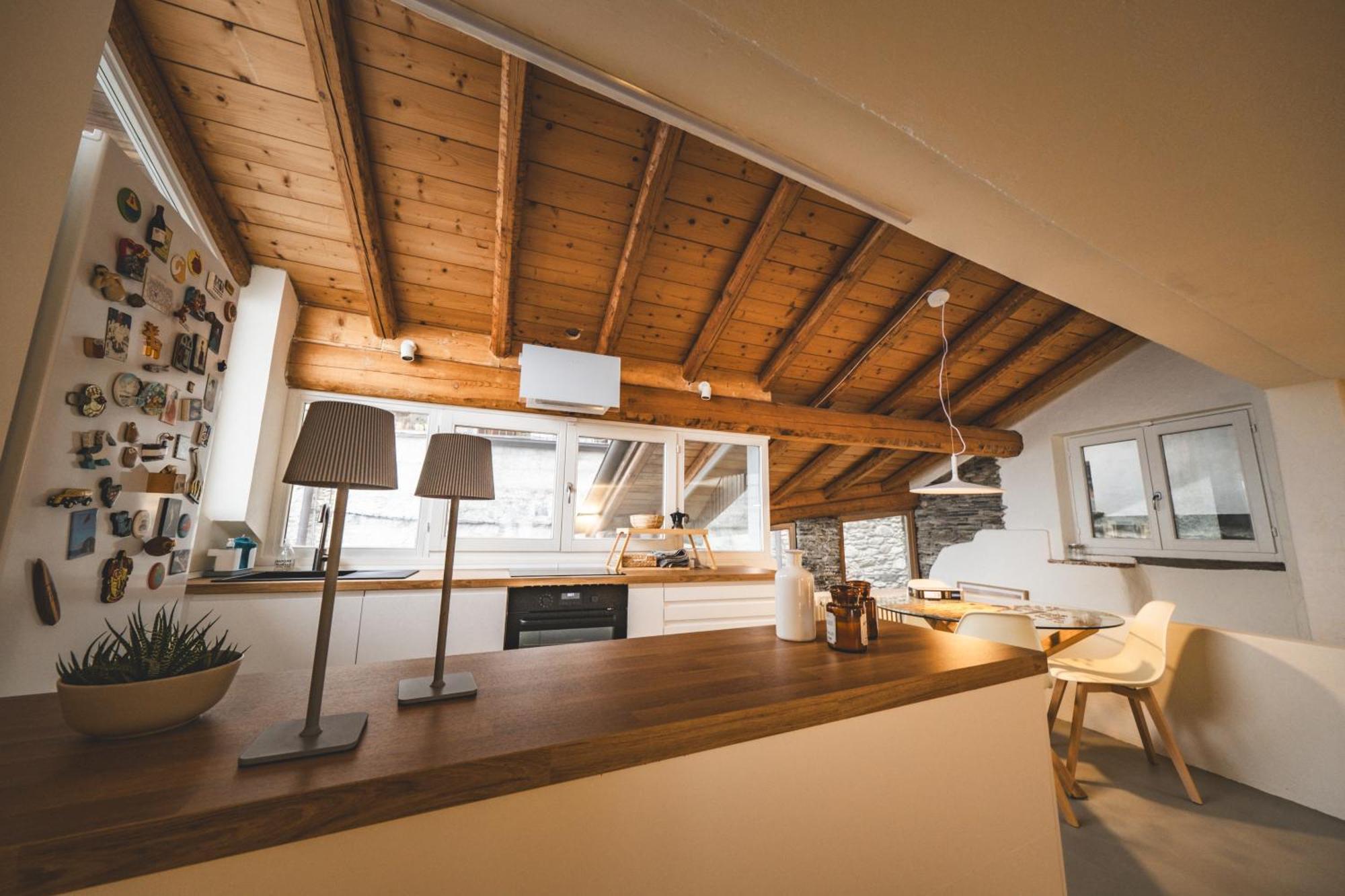 Casa Sorel Attico & Pool Apartment *