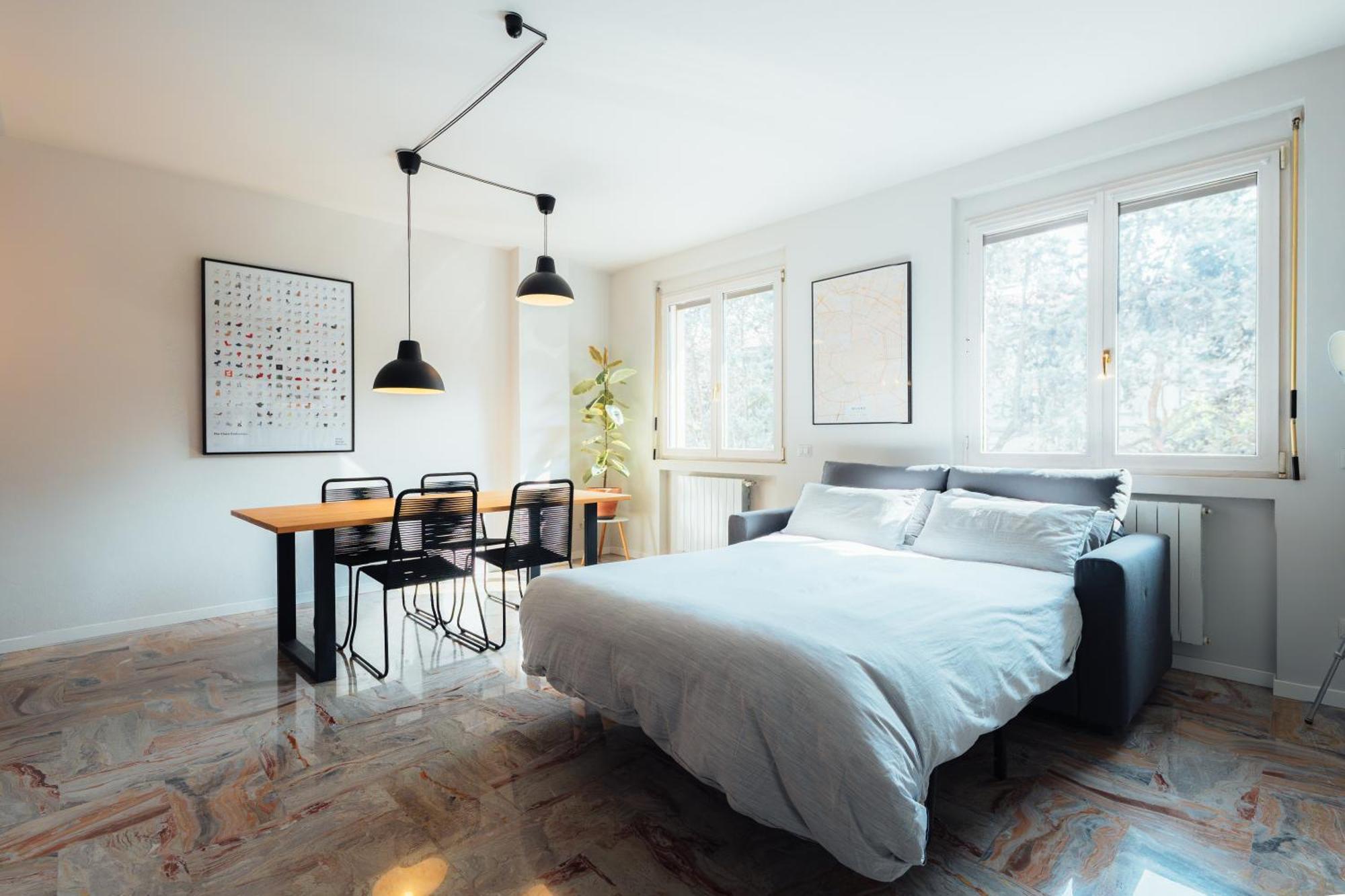 - Modern Apartment Lecco