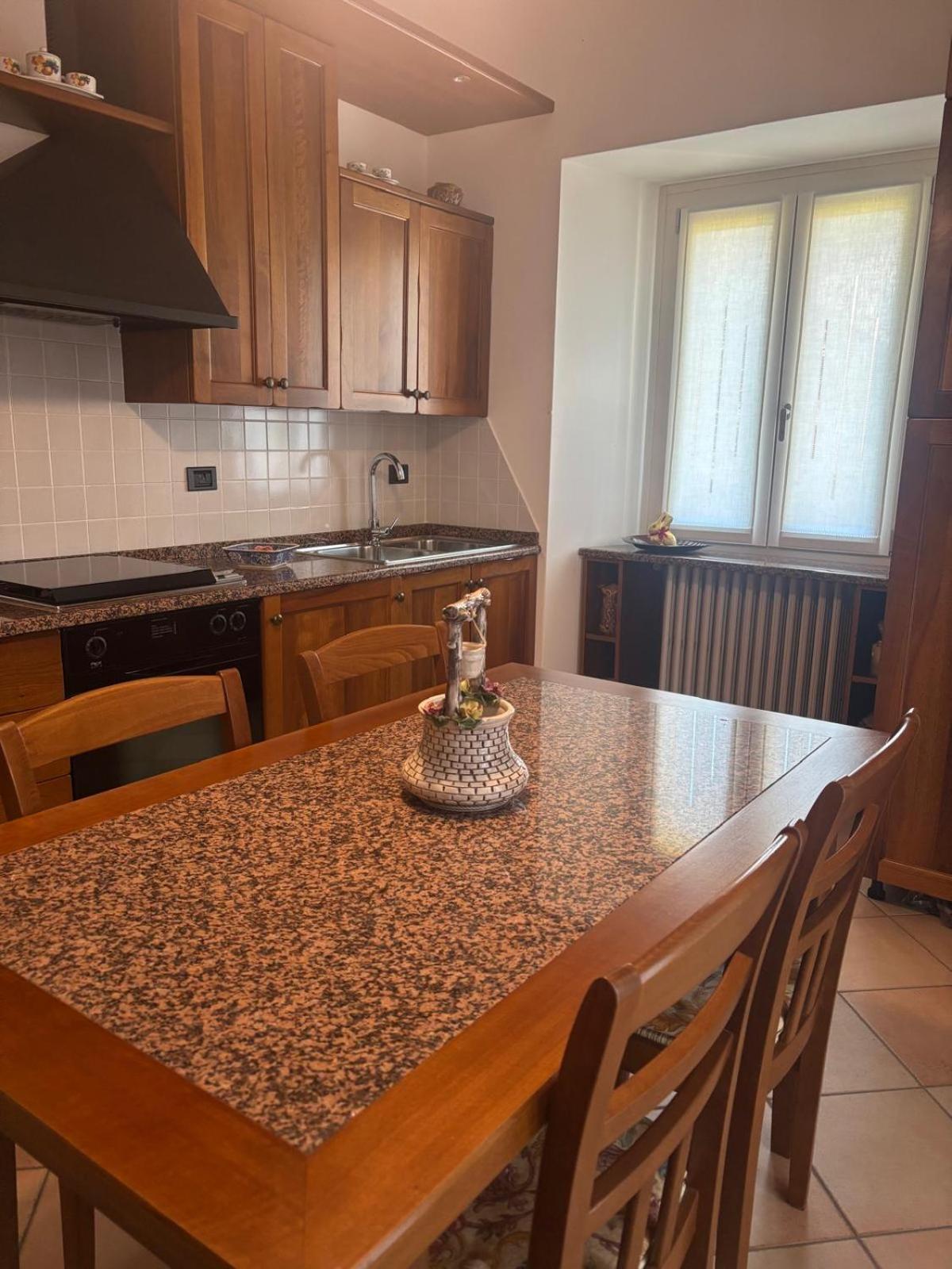 Apartment - Free Parking Near Lezzeno