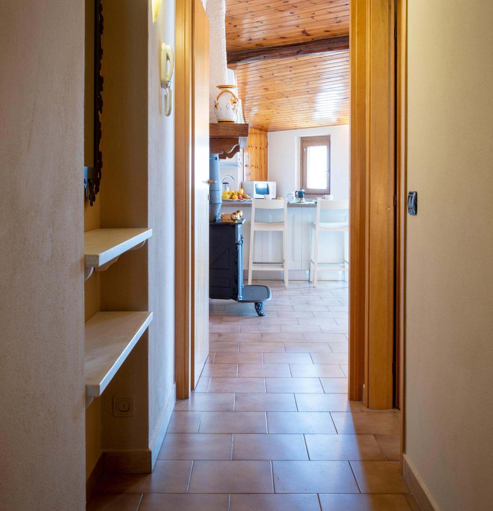 Ondina Apartment *
