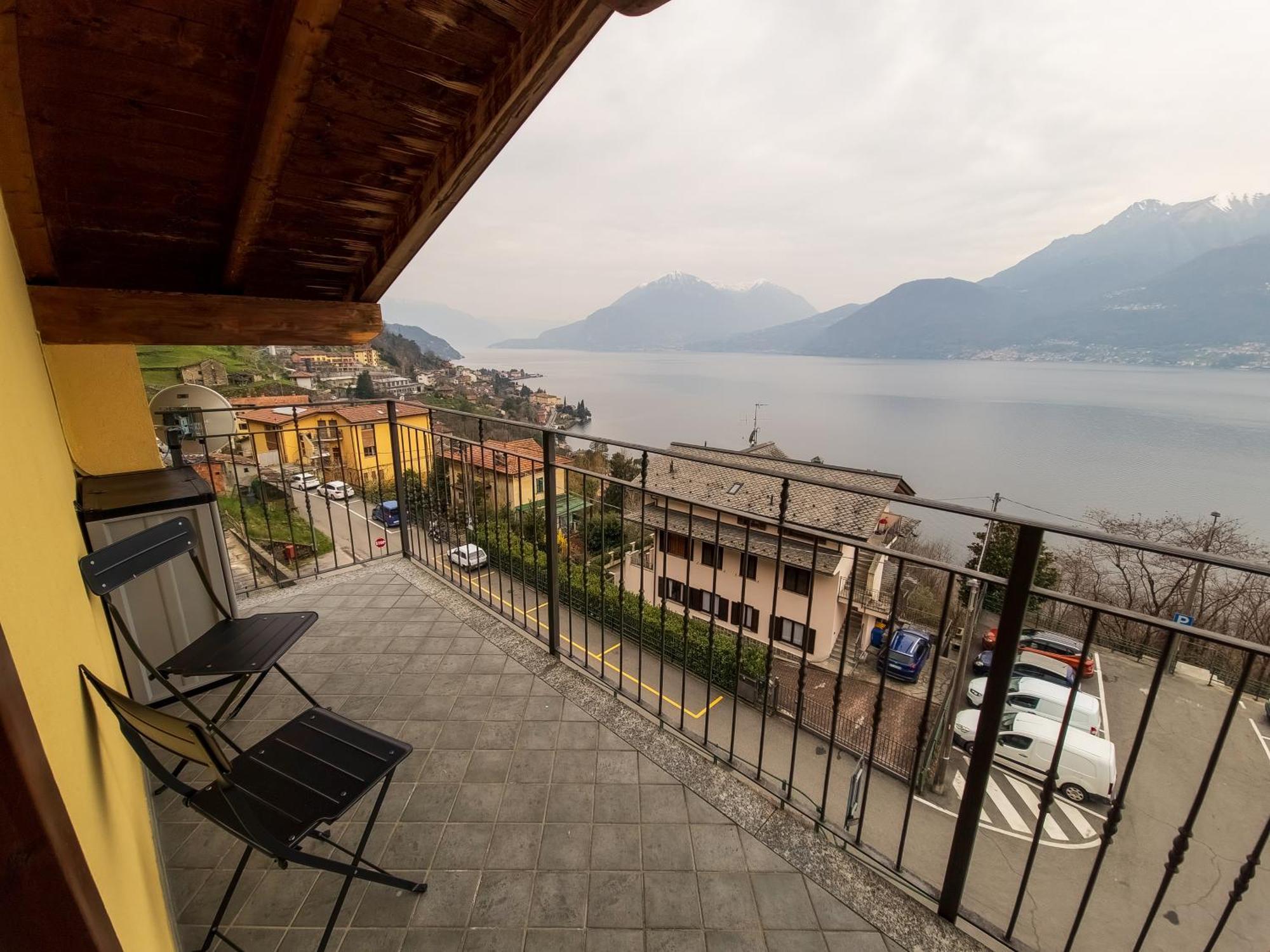 La Mansarda Sul Apartment *