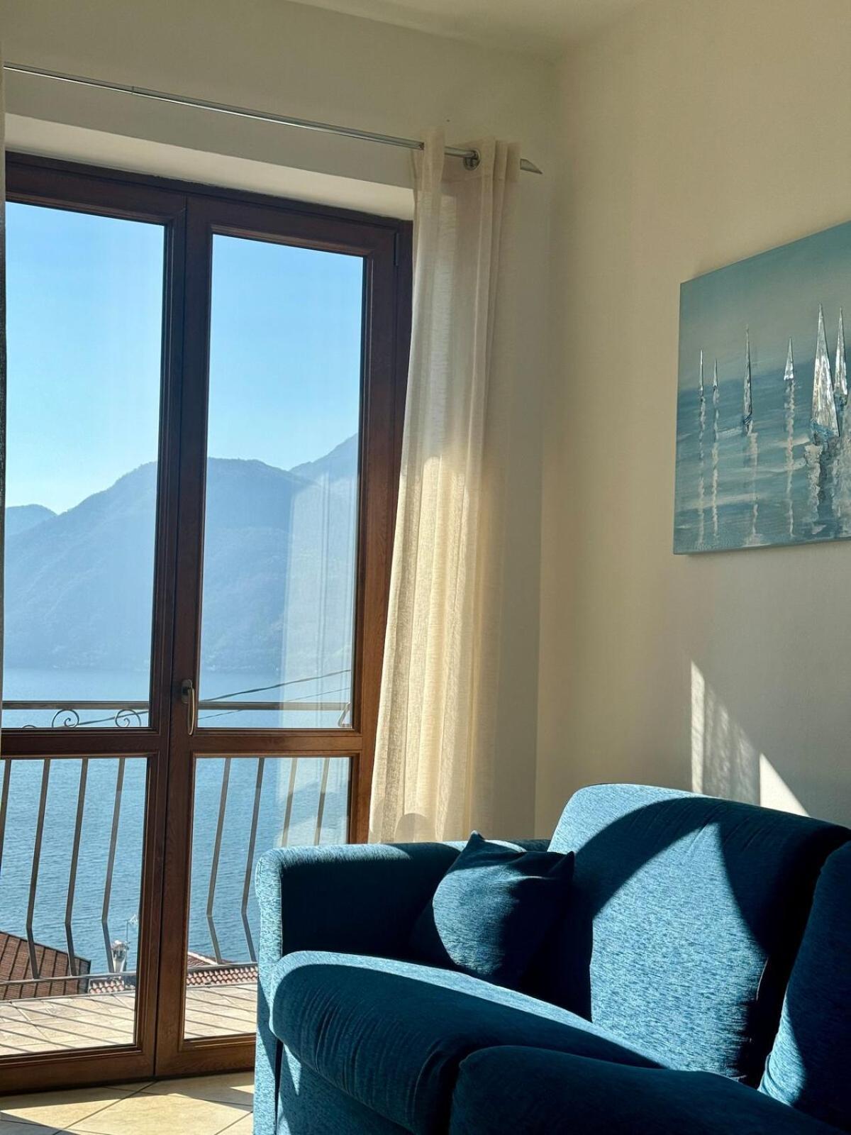 Lucre House, Vista Super *