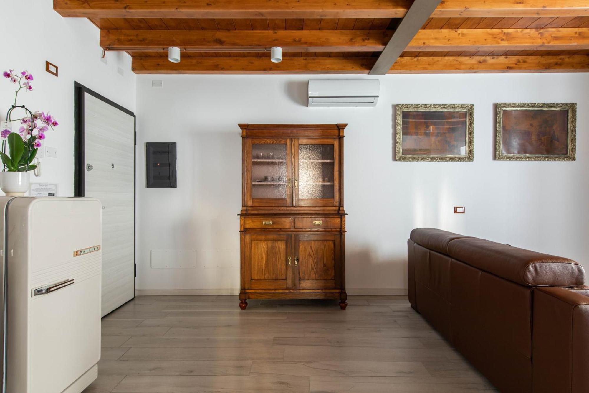 Apartment Varenna By Wonderful Italy Perledo