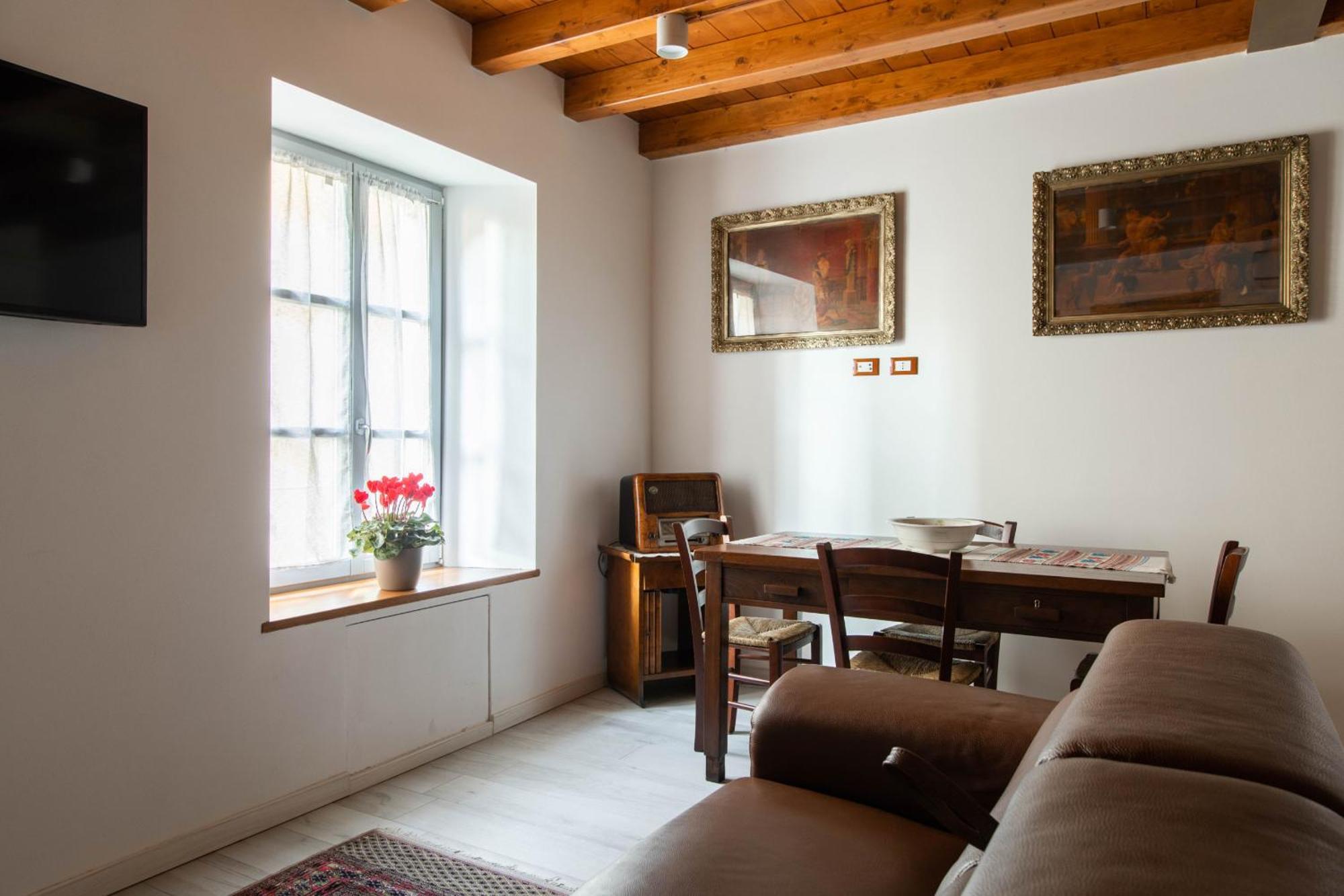 Apartment Varenna By Wonderful Italy Perledo