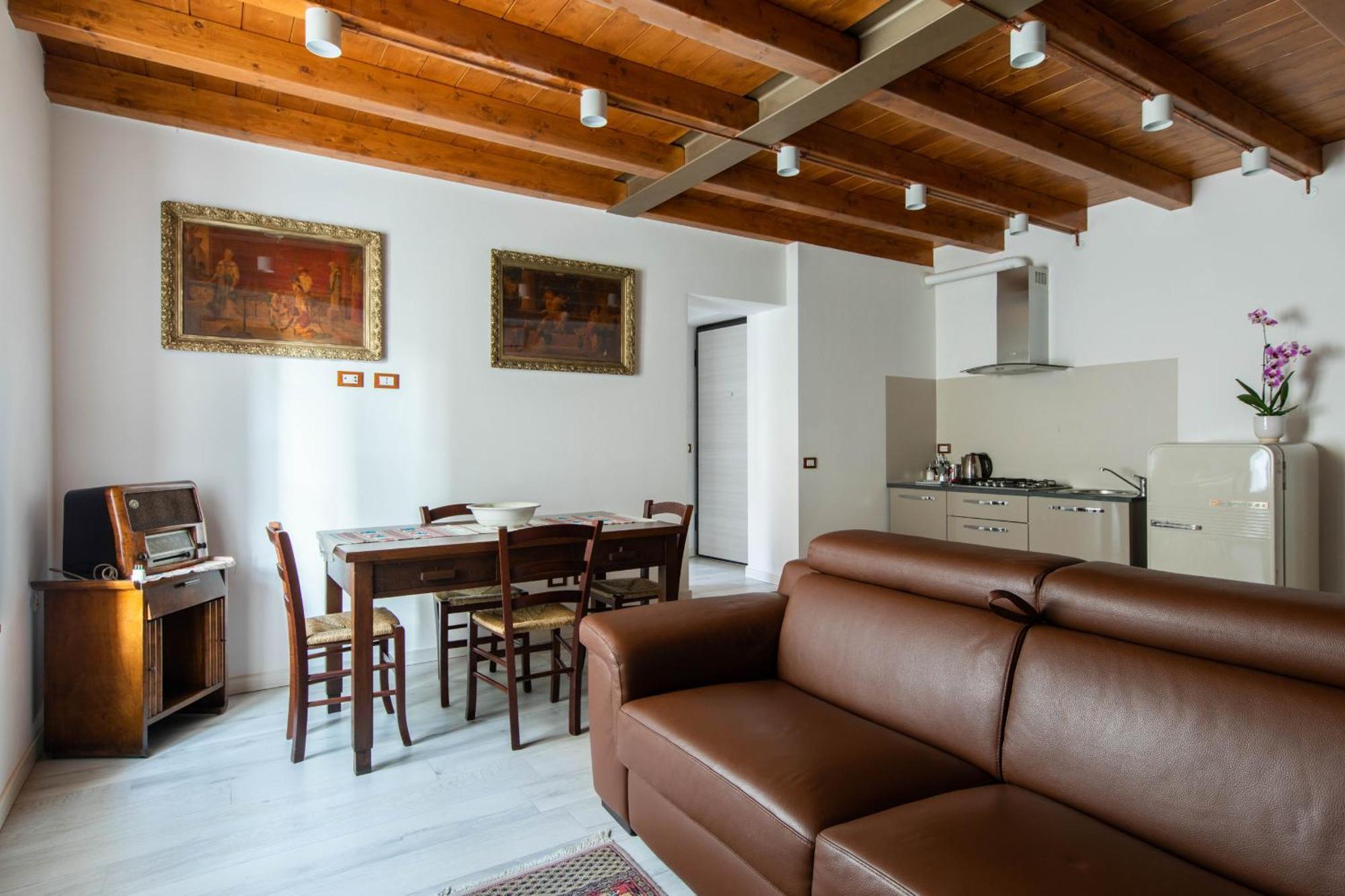 Apartment Varenna By Wonderful Italy Perledo