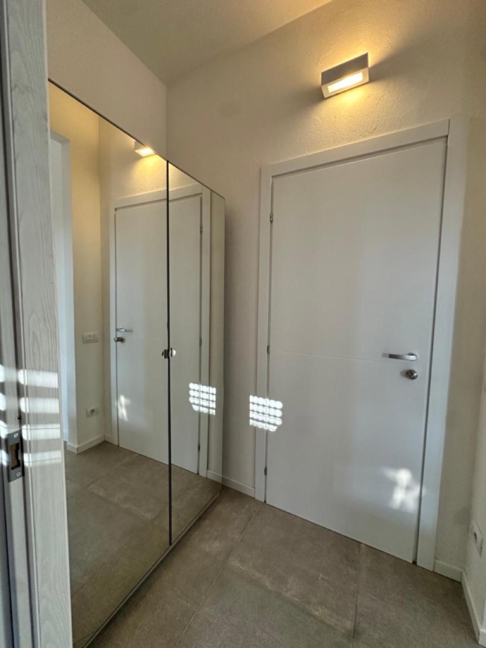 Dolce - Free Parking Apartment Como