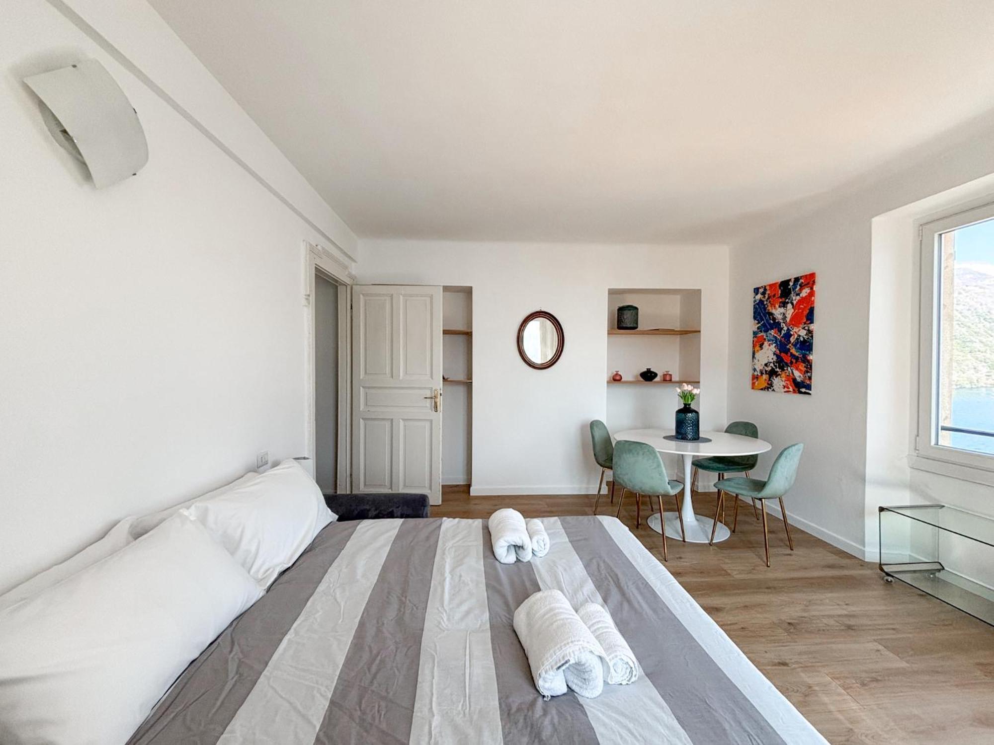Peroni - View House Argegno