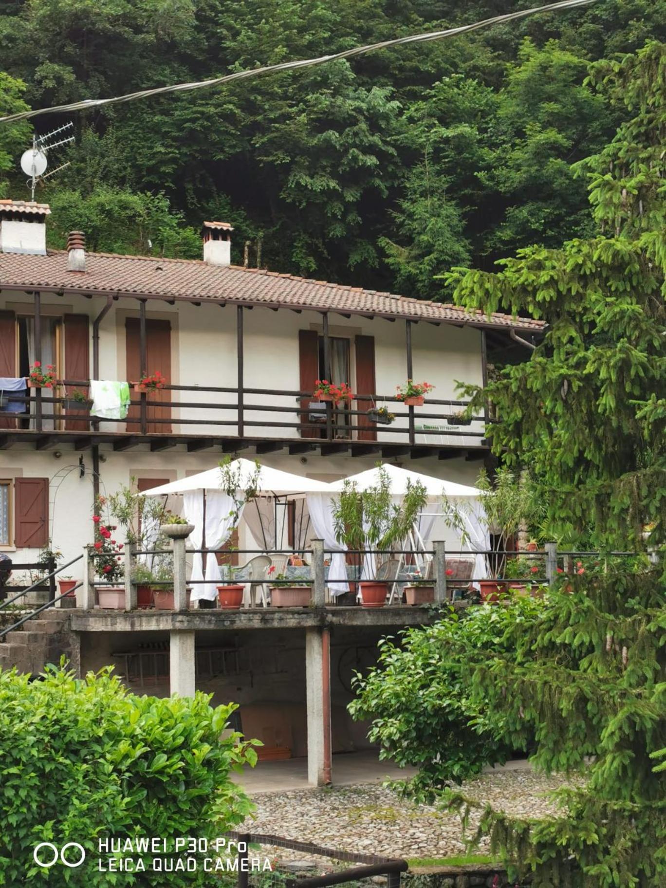 Apartment Delle Rose Casasco Intelvi