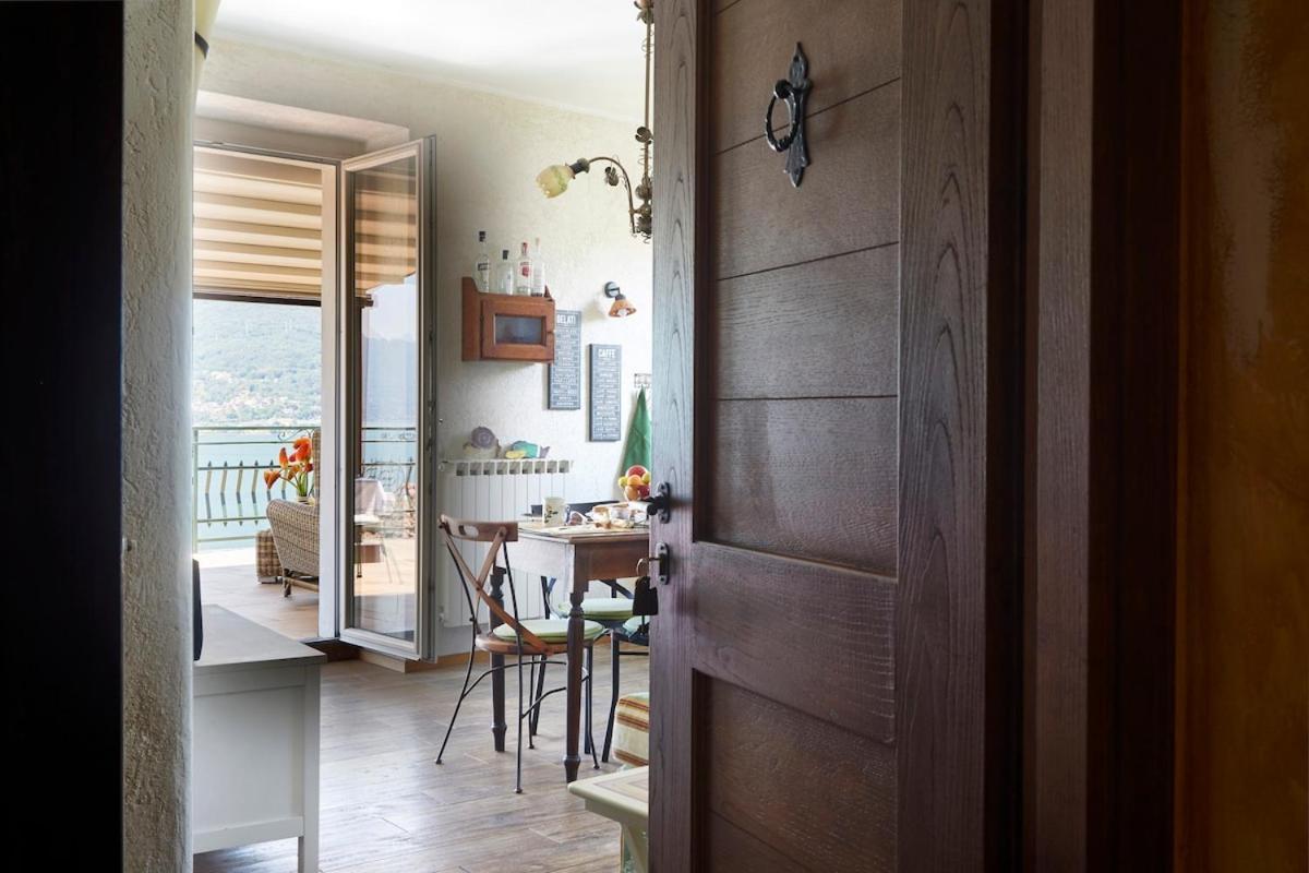 Apartment Casa Romantica -terrace 40sqm, Wonderful View Dervio