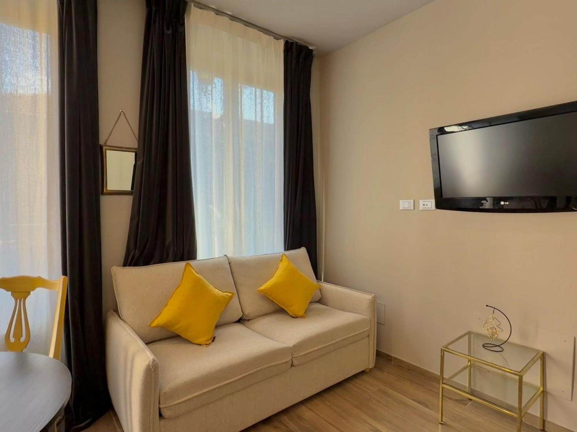 Apartment Casbah, Nel Cuore Di Menaggio