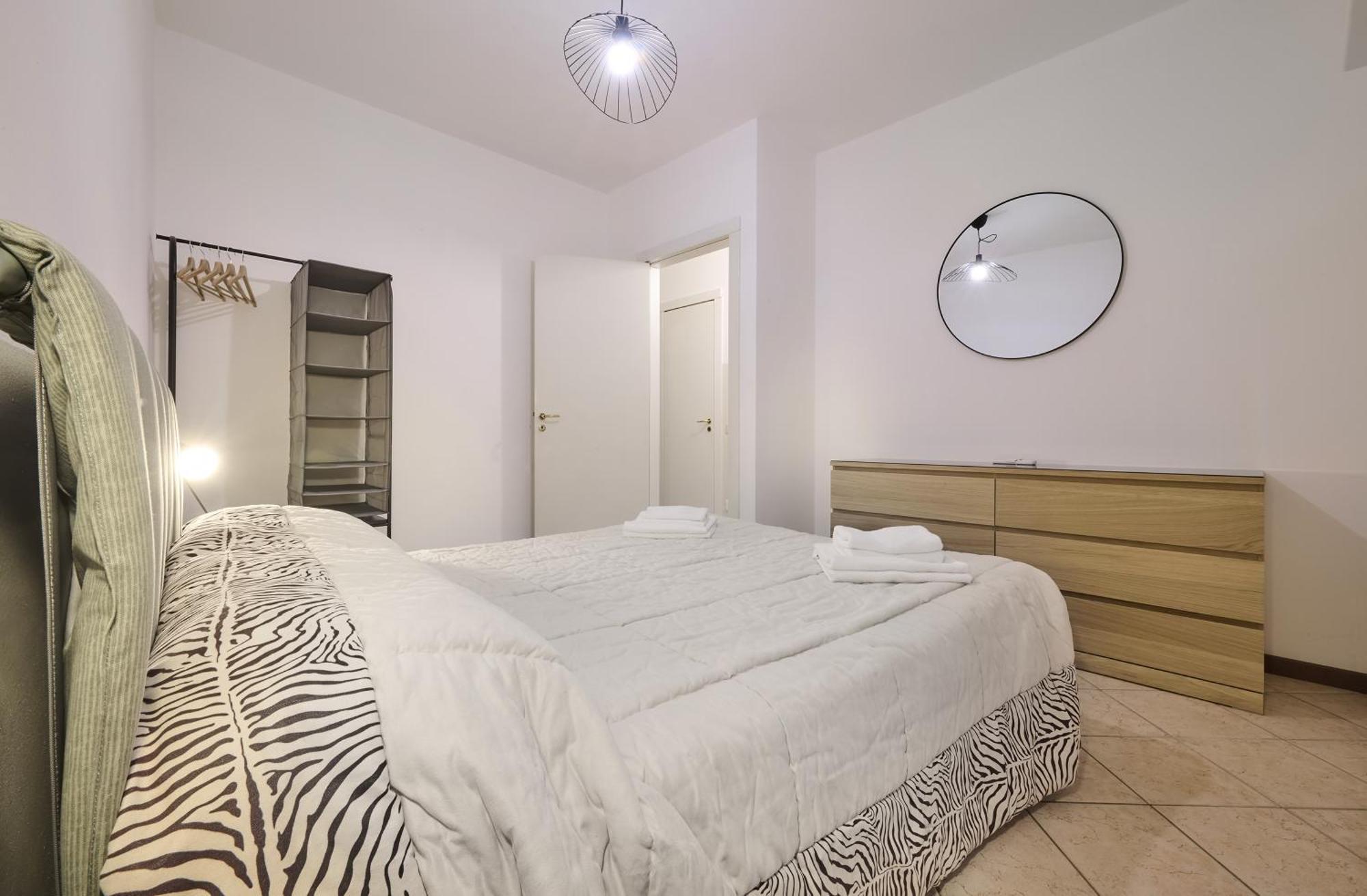 Boulevard Apartment
