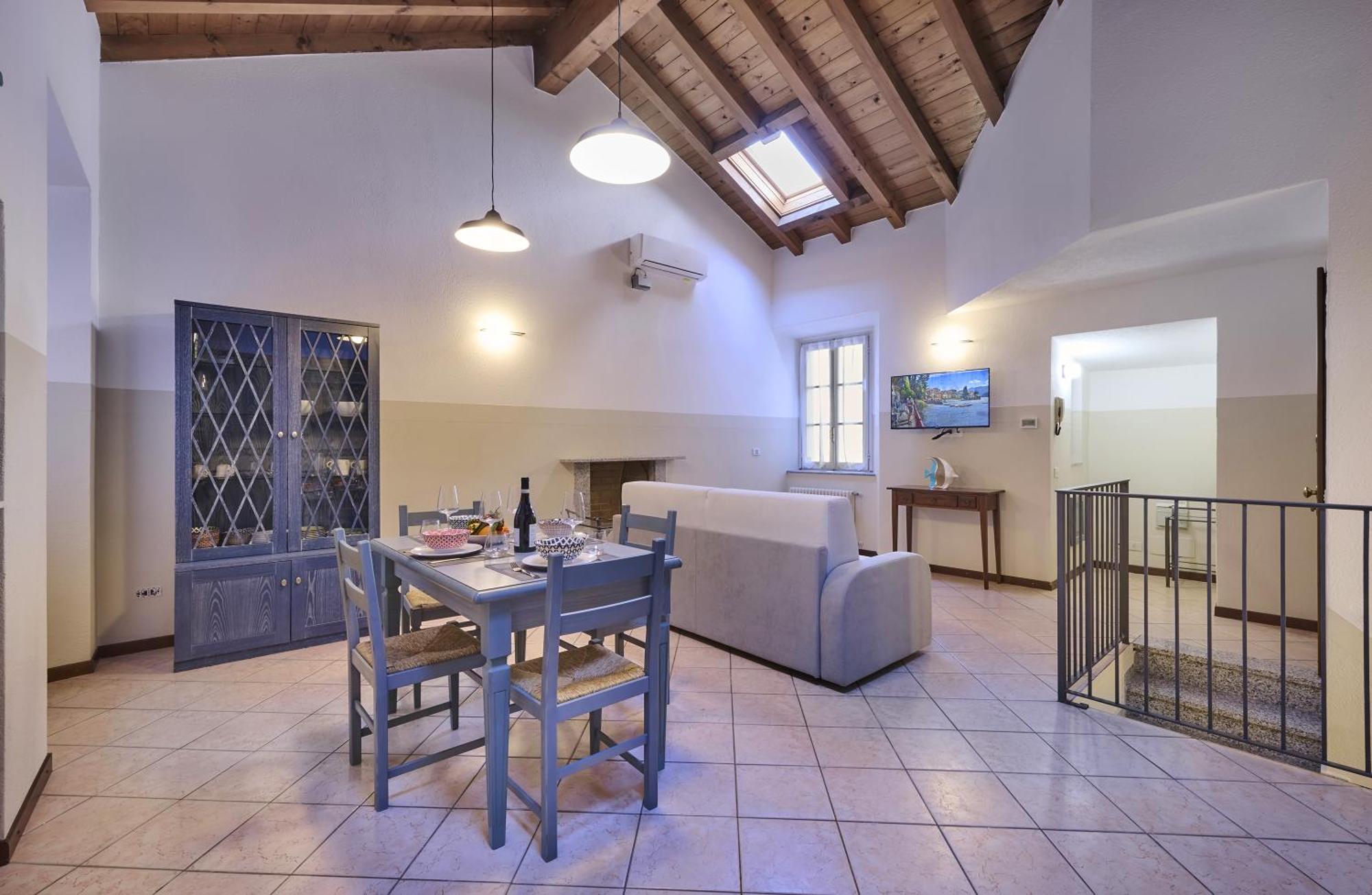 Boulevard Apartment *