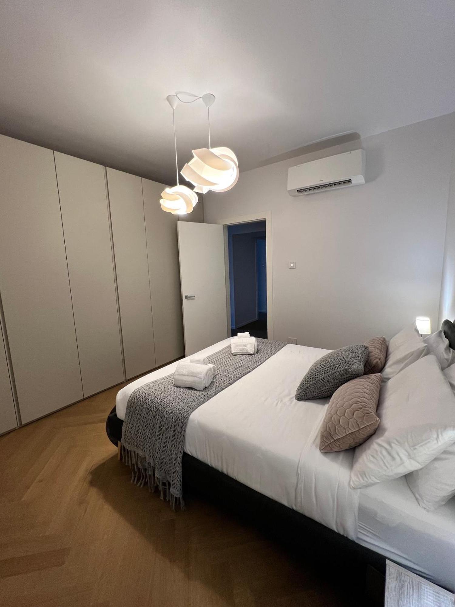 Apartment Luca's Luxury Flat In Palazzo Diaz - Center