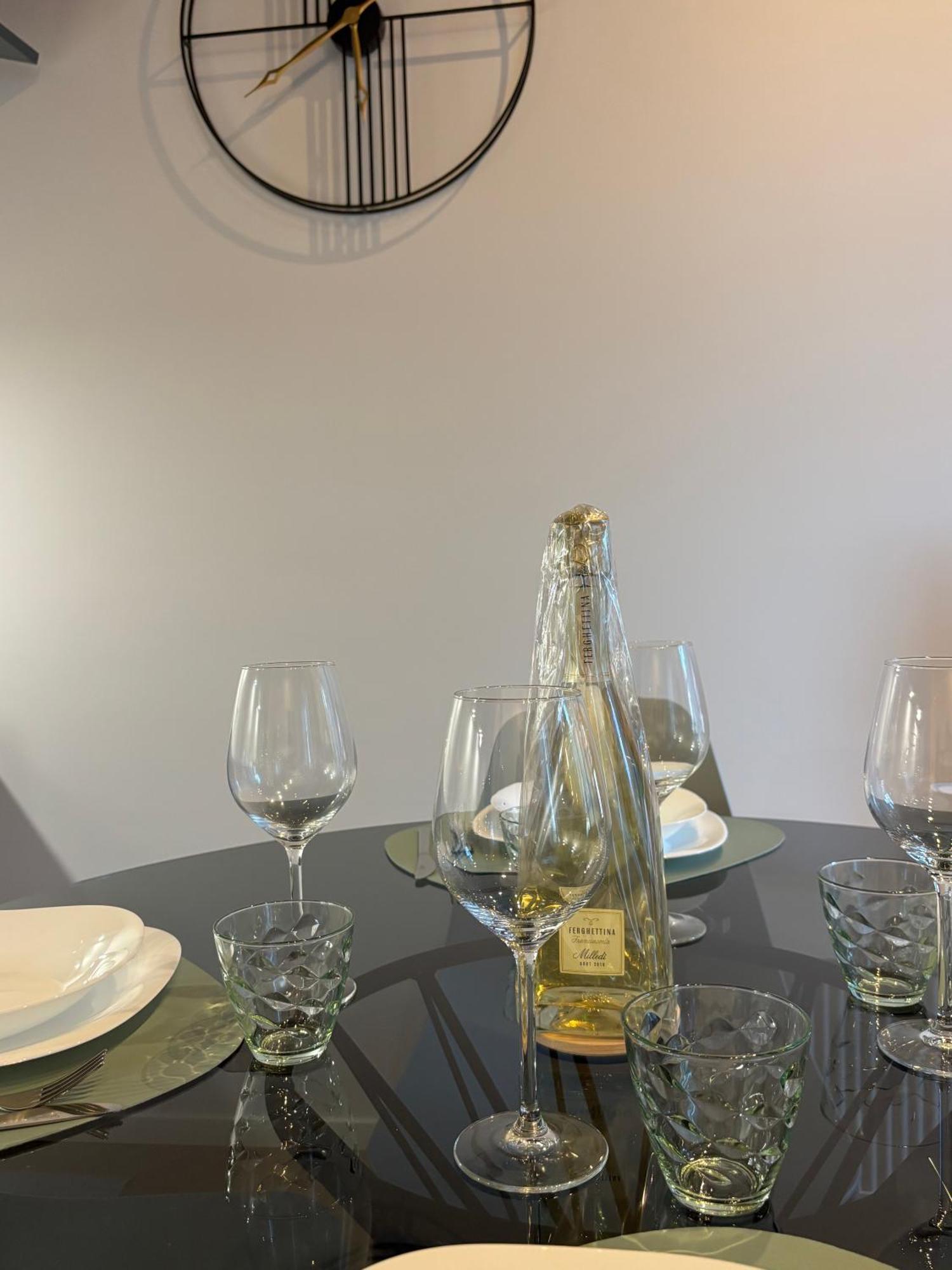 Luca's Luxury Flat In Palazzo Diaz - Center Apartment *