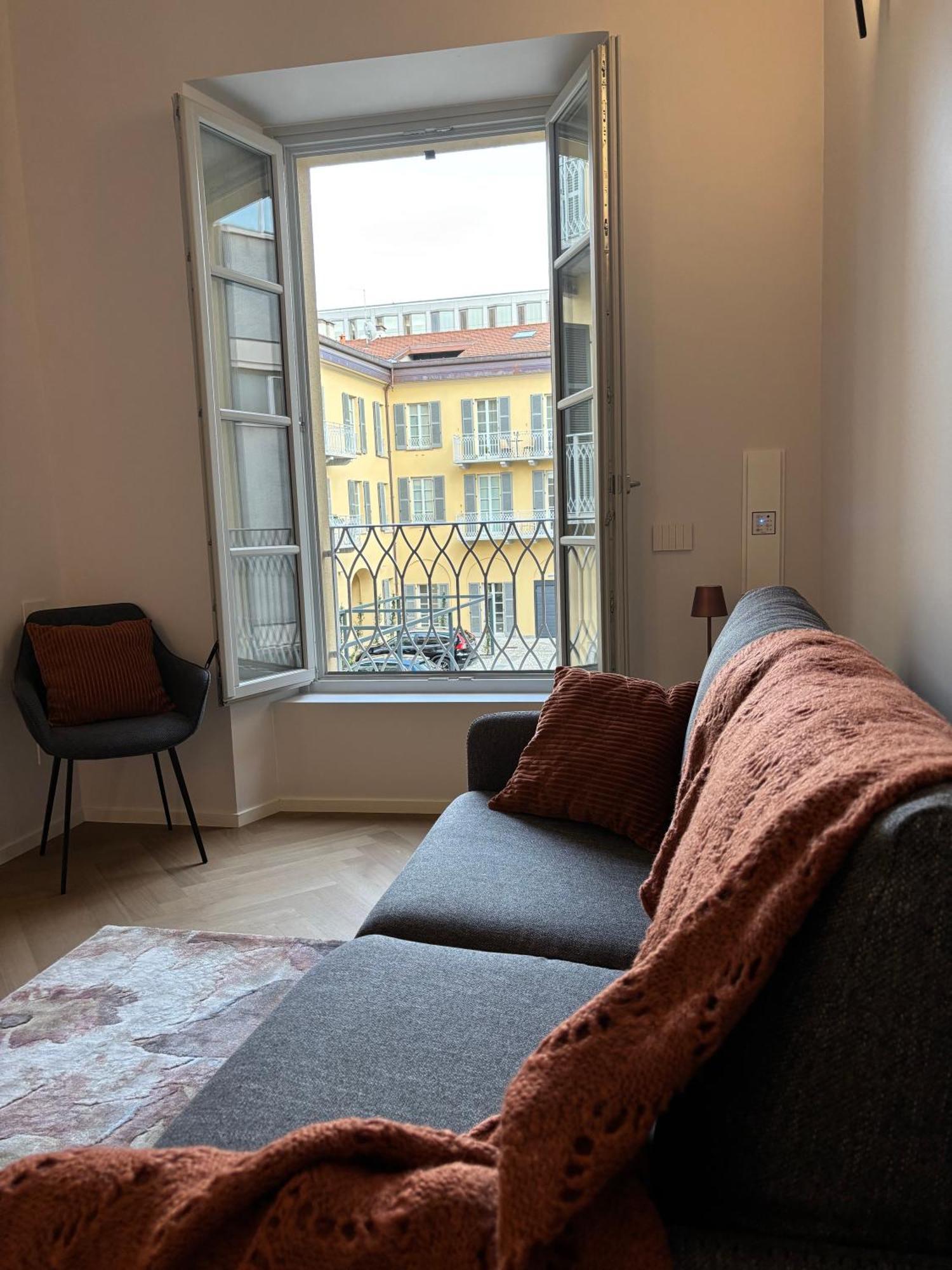 Luca's Luxury Flat In Palazzo Diaz - Center Apartment