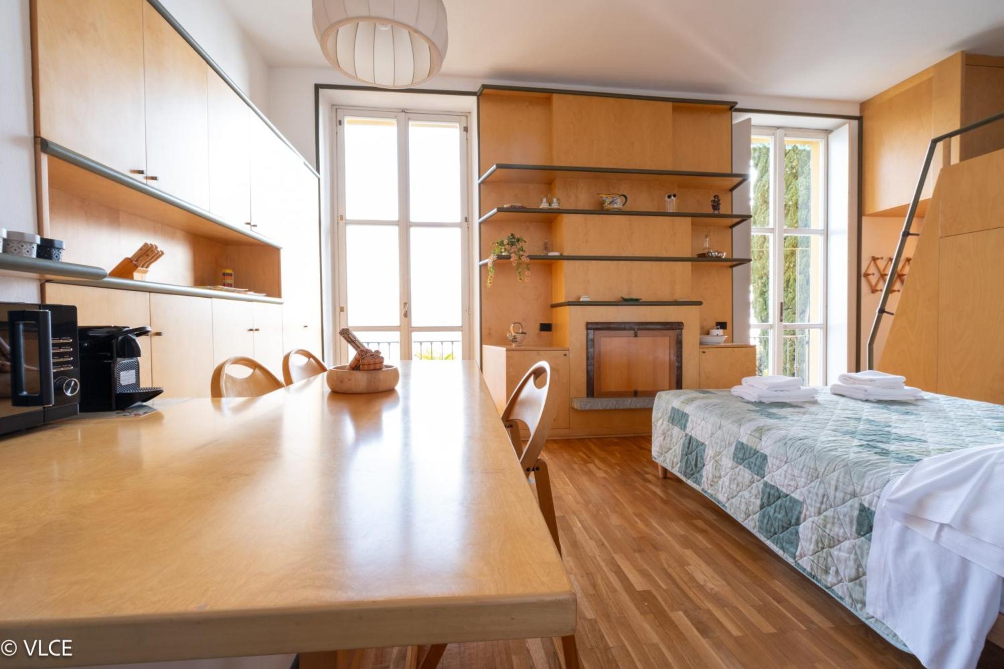 Apartment La Casa Di Anna Varenna